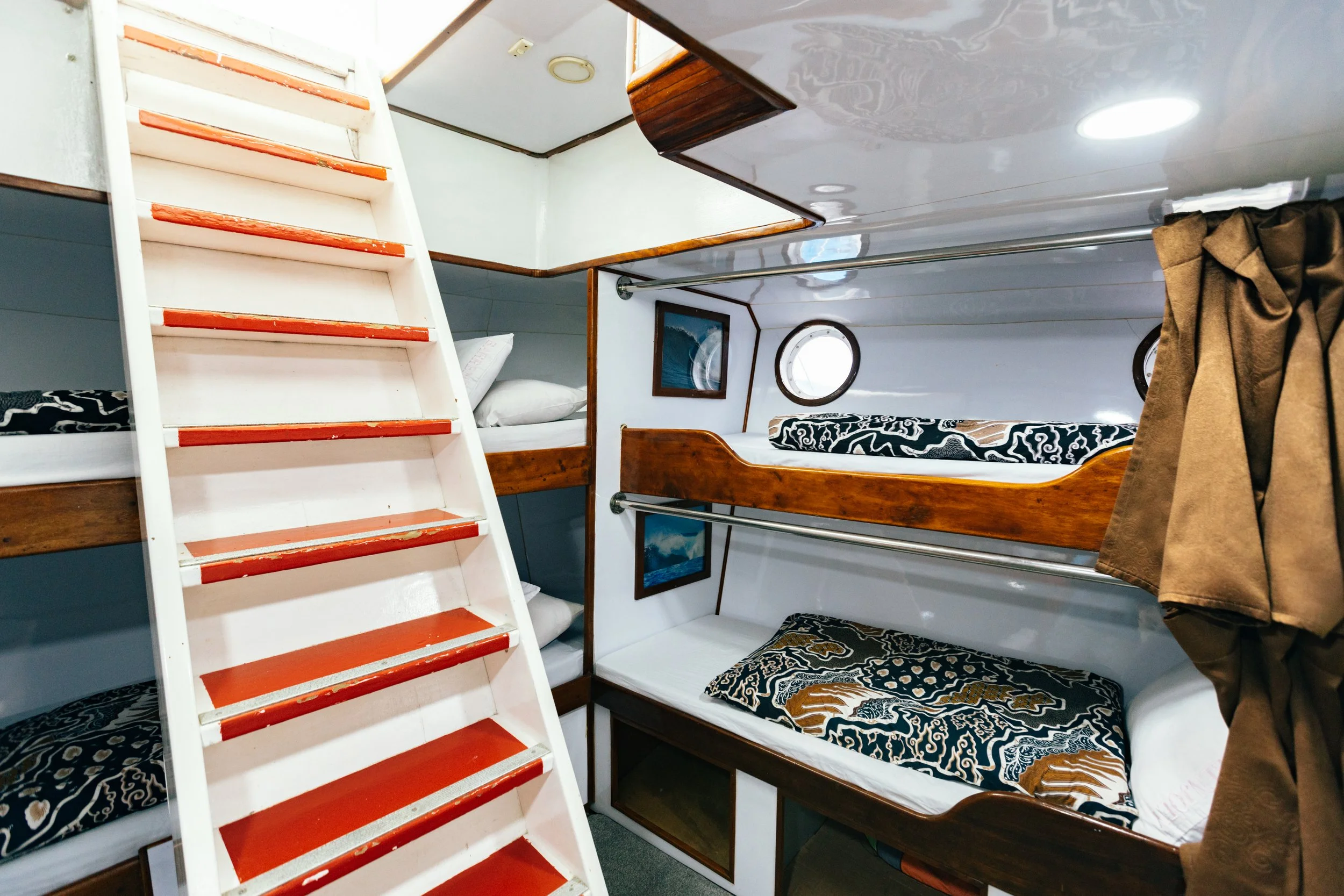 Back Cabin