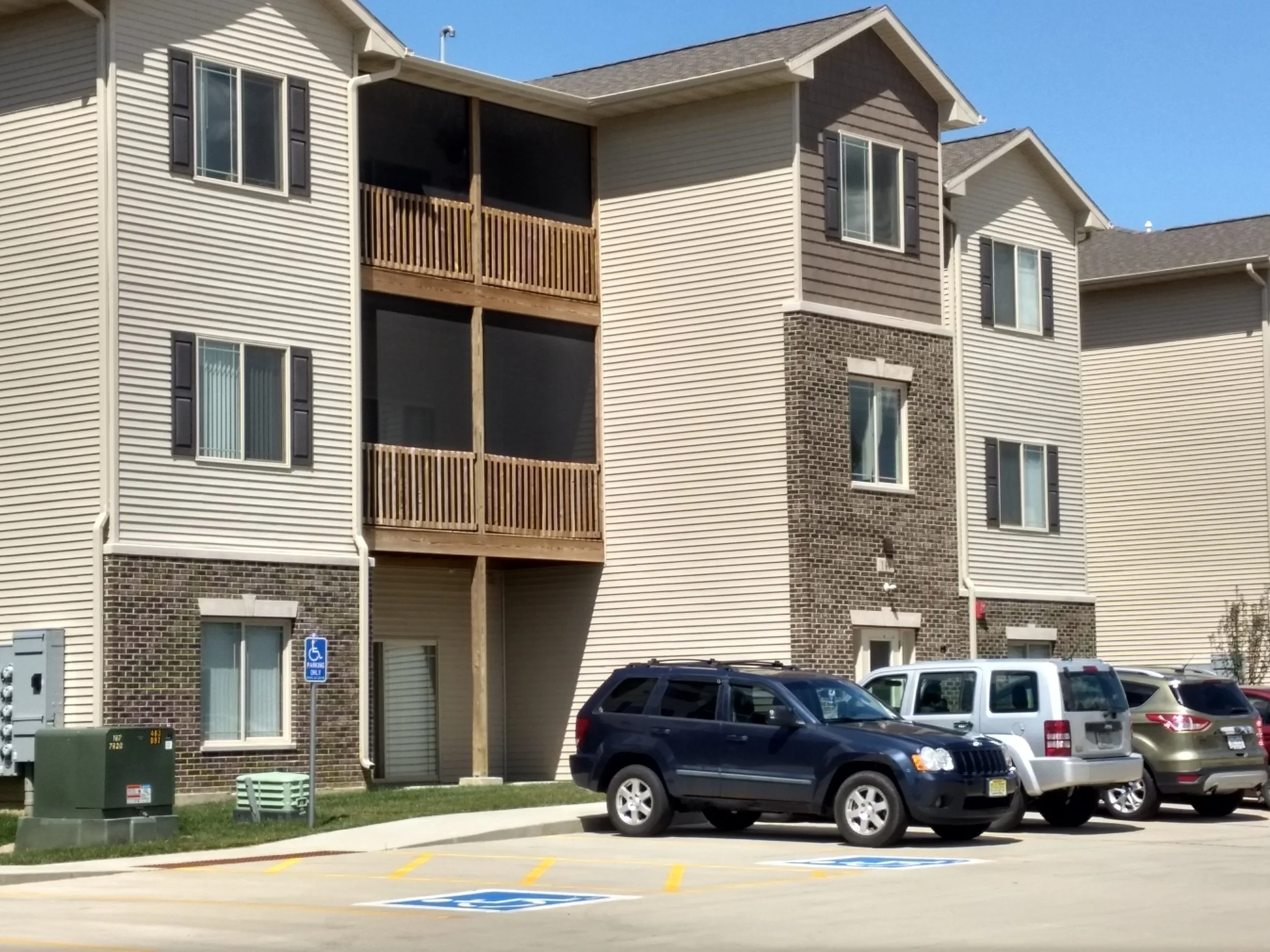 Prairie Rapids Square