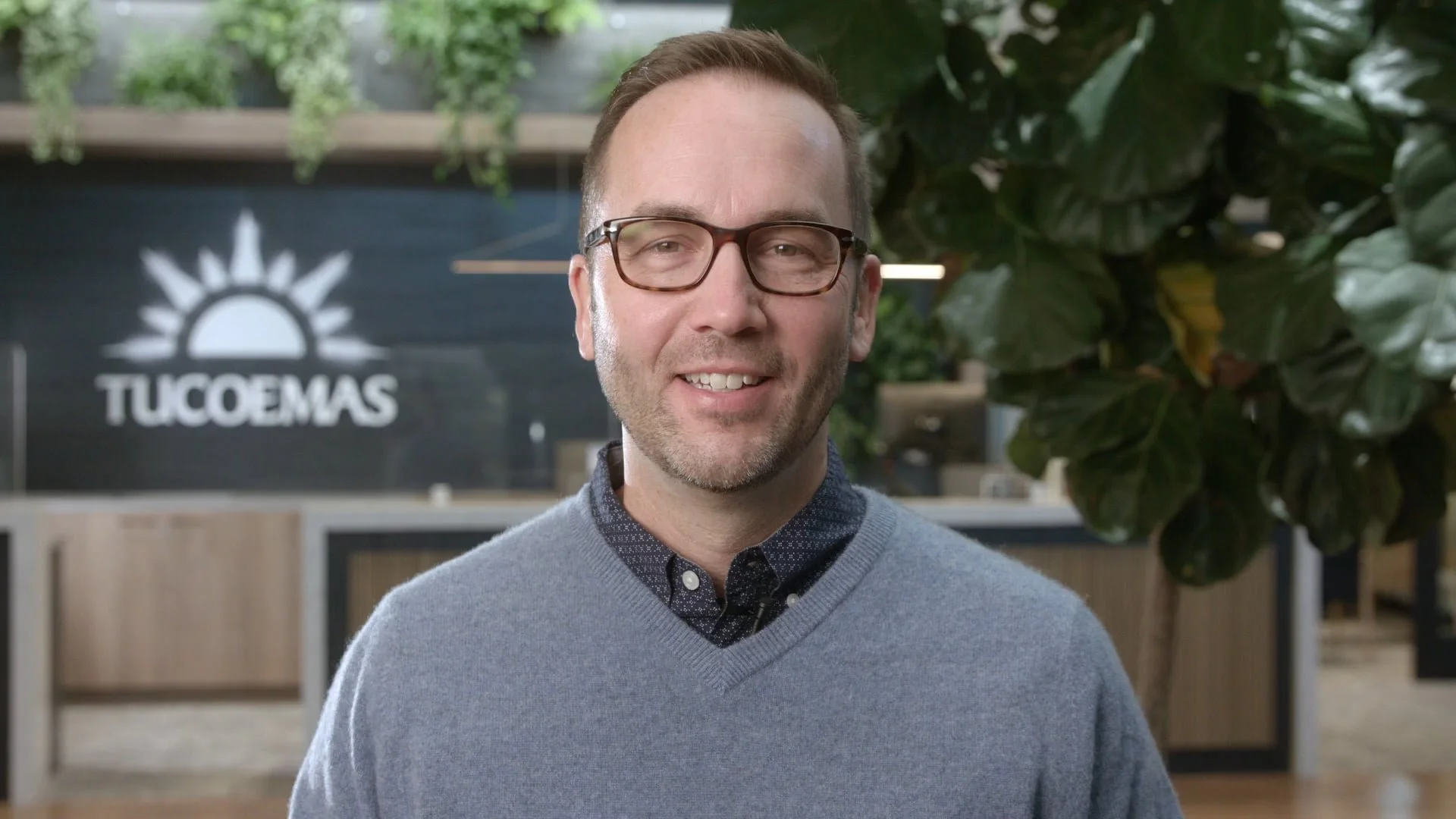 Tucoemas Bank: Welcome to Pride