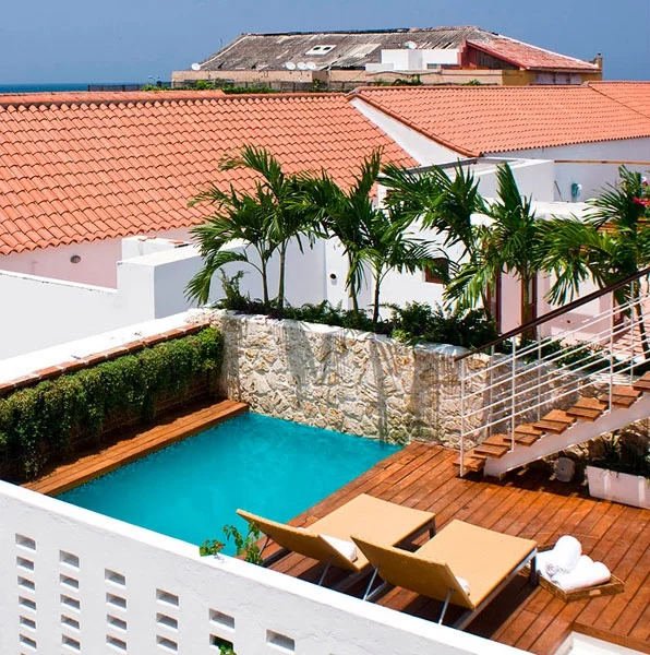    TCHERASSI HOTEL + SPA   