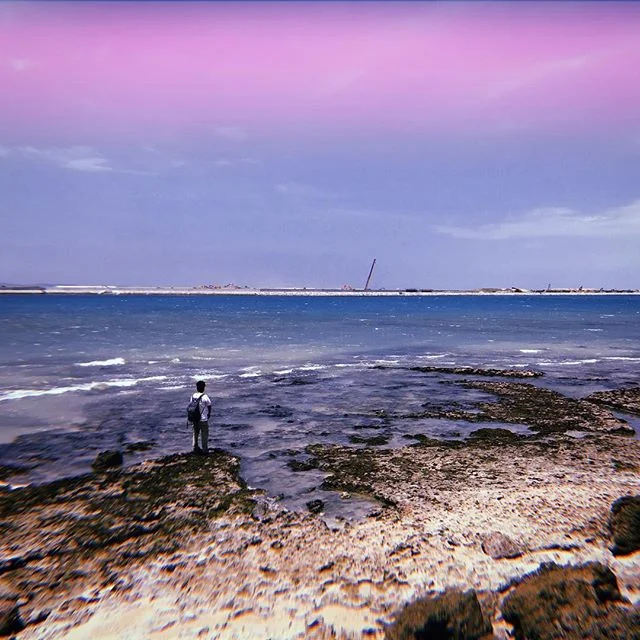 🏝.
.
.
.
.
.
#hkig #hkphotographer #travel #okinawa #japan #umikajiterrace #beach #sea #rocks #nature #naturephotography #iphone #shotoniphone