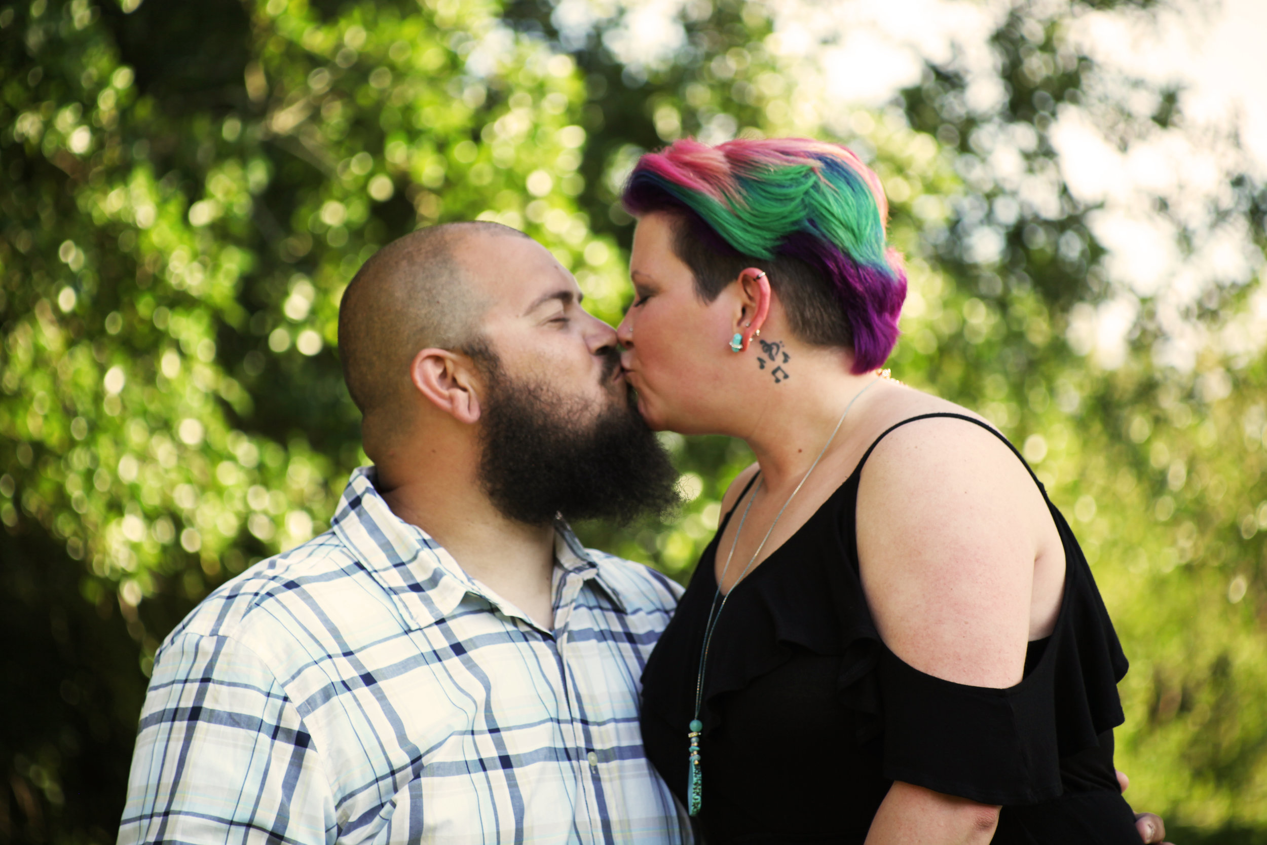 5-6-18_LindseyRichardEngagementSession_SamAndEyeLLC-IMG_0026.jpg
