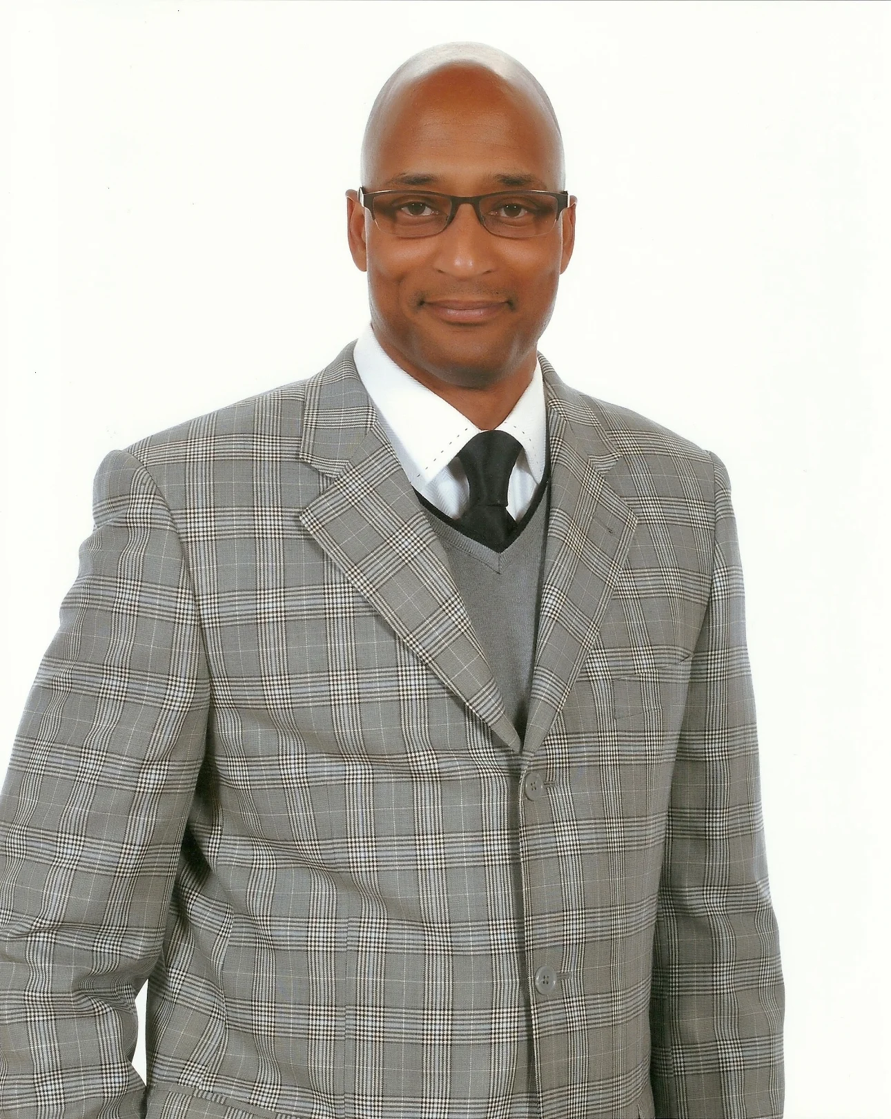   Marvin H. McMillian, Jr grew up in the Bay Area, California.&nbsp;    Marvin Expressed an interest in art at an early age. He remembers drawing on his     brother and Sister’s homework assignments until his mother reprimanded him and gave him brown