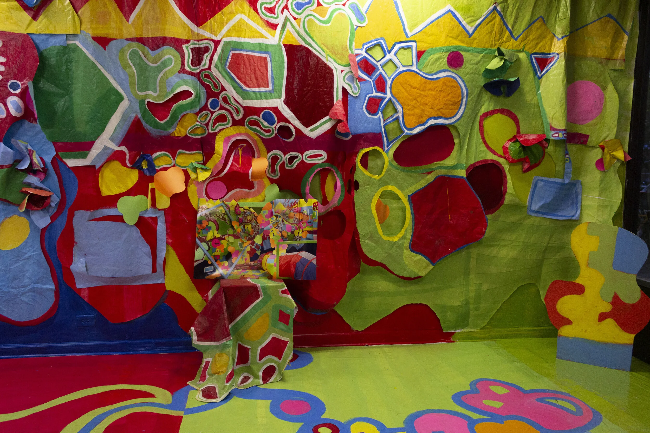 Installation Shot Mindscape