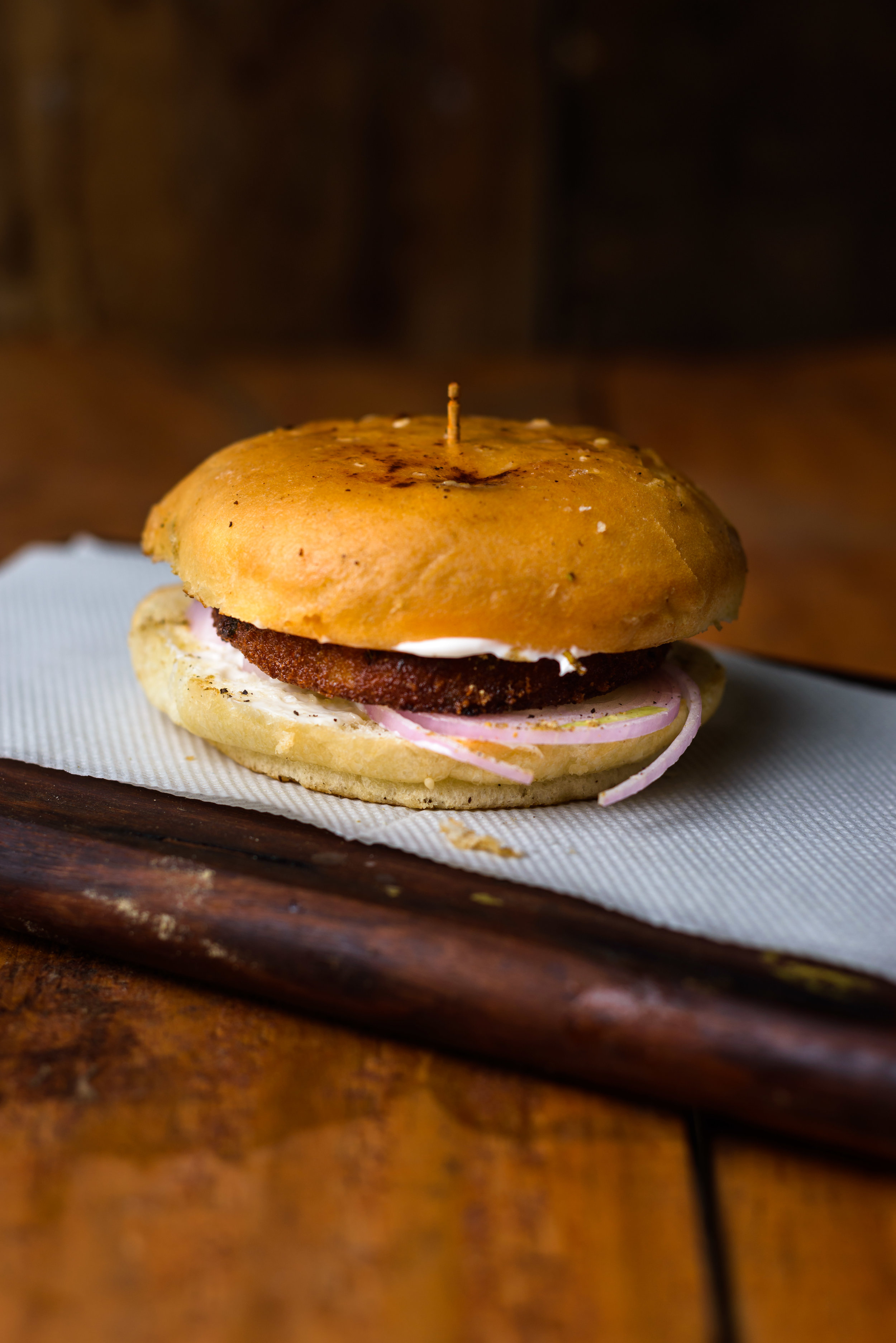 Chicken Burger, Mangosteen cafe