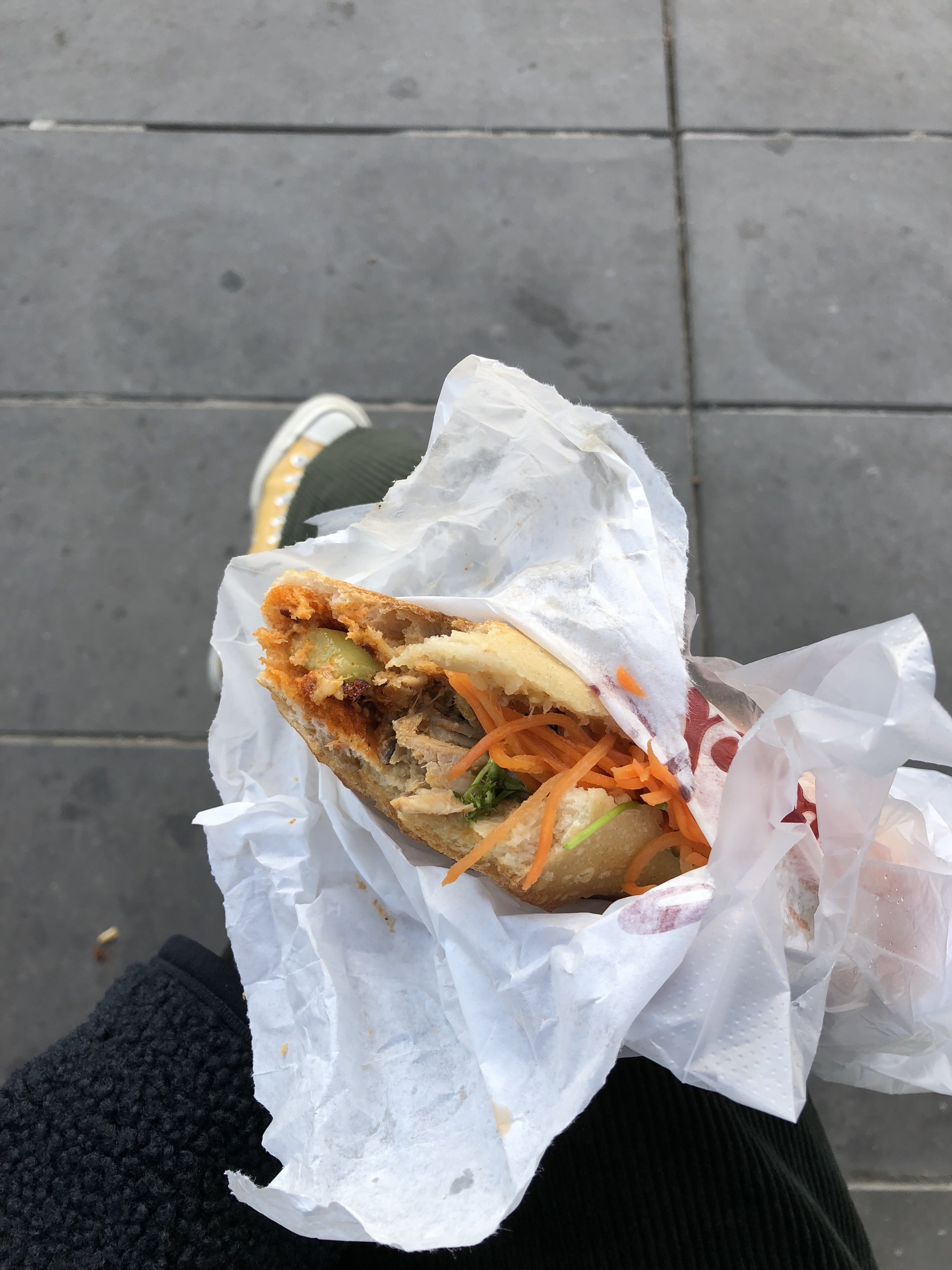Republic近くにあるBanh Mi €7.50 次はマイルドに しようかな