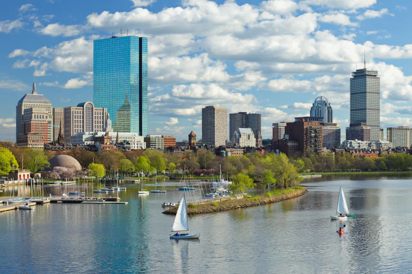 BostonSkyline_iStock_000017253675Small.jpg