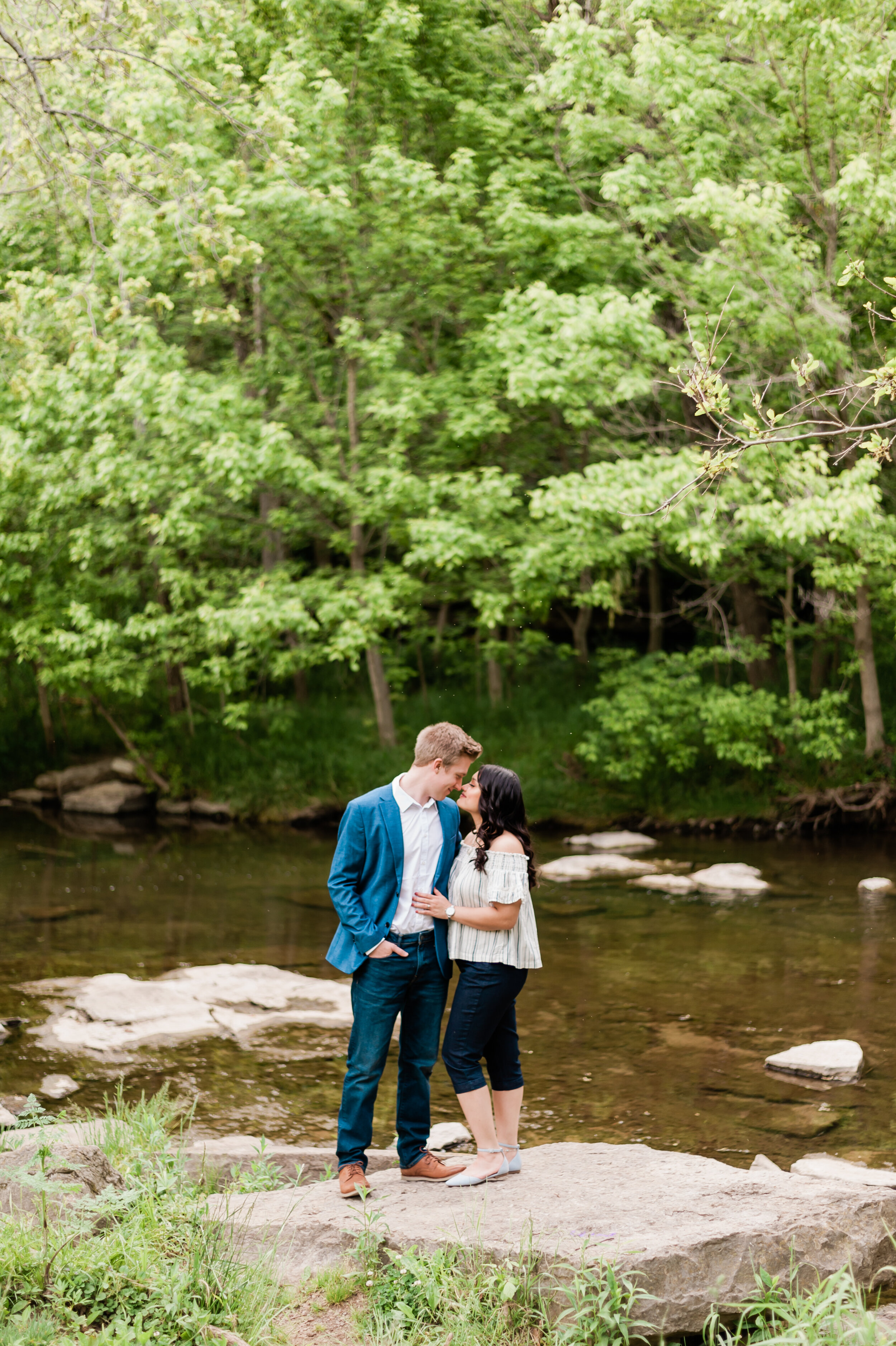 Louisville Spring Engagement Photos — Chelsey Nelson