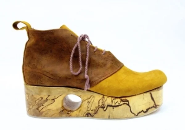  A funky earthy twist on the classic ankle boot shape  Upper is constructed from reclaimed leather, sole carved from spalted holly scrap wood and laces corded from yarn   