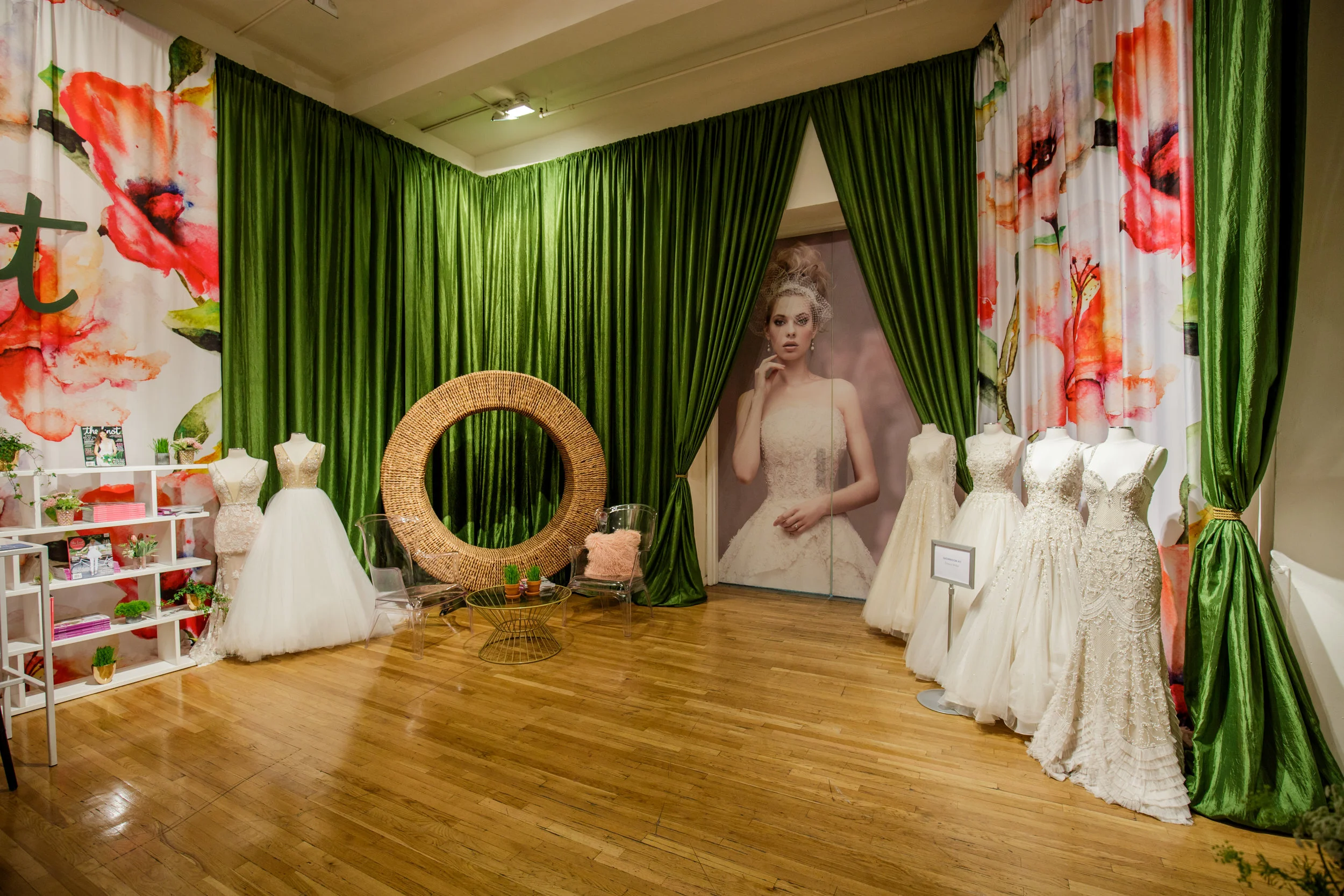 TheKnotCoutureNYC2017-PhotobyBojanHohnjec081.jpg