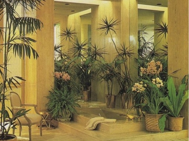 From “Rodale’s Home Design Series, Baths 1987”, in courtesy of @the_80s_interior (Instagram)