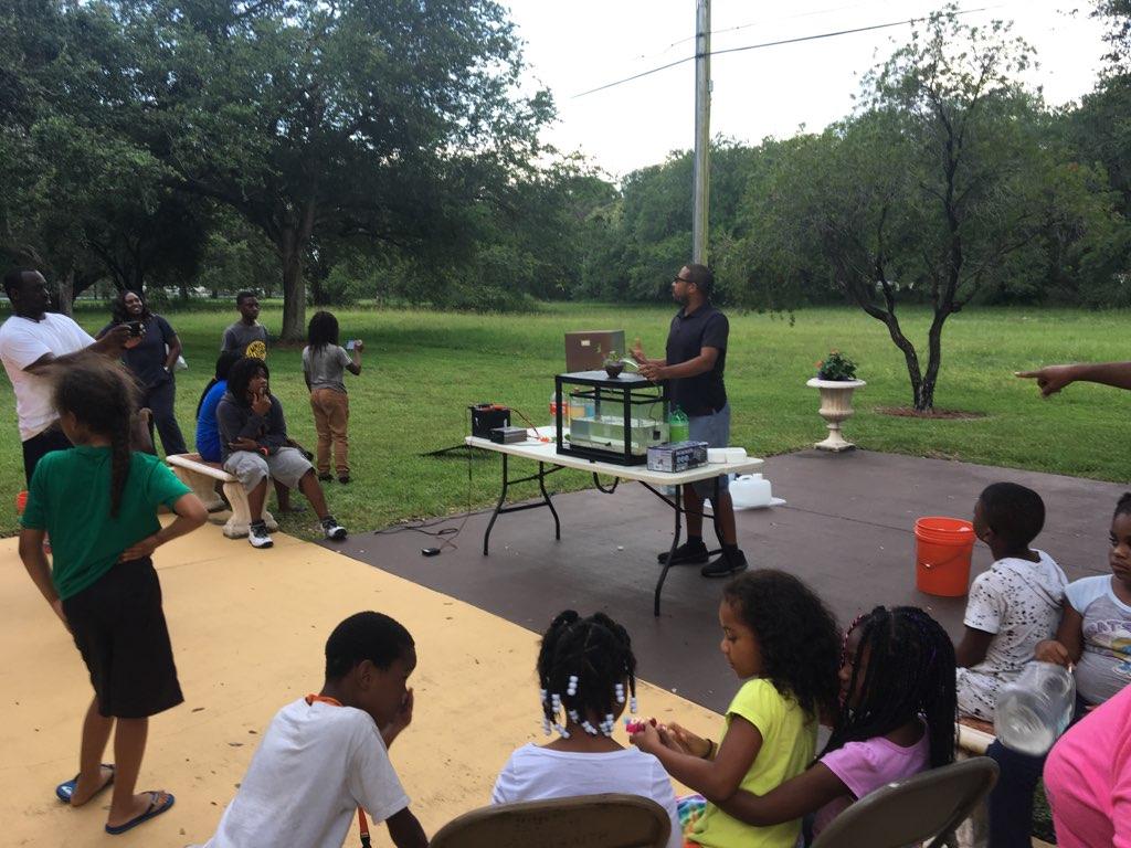 Aquaponic demo outside.jpeg