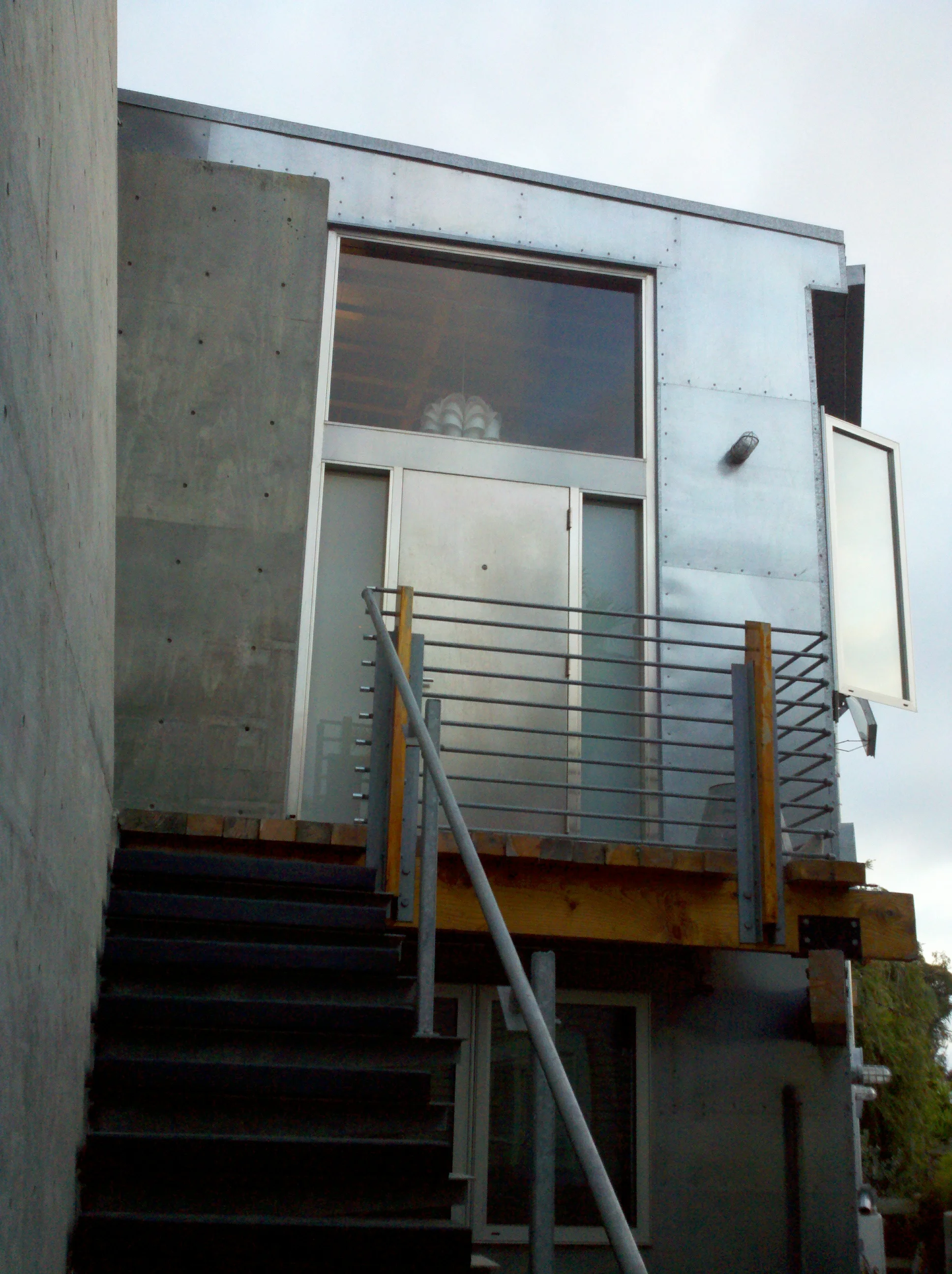 Concrete House Exterior 07.jpg