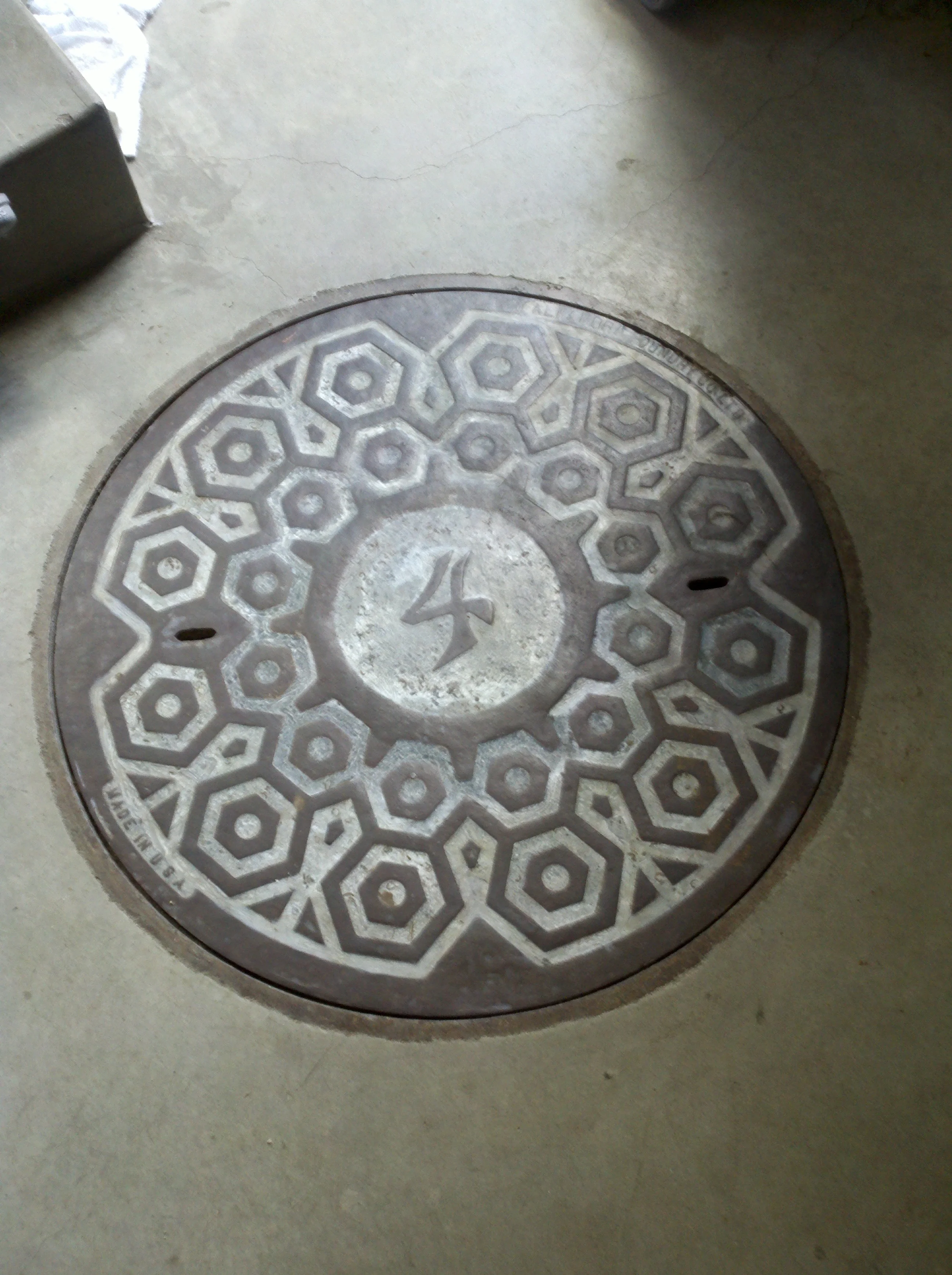 house manhole number 4.jpg