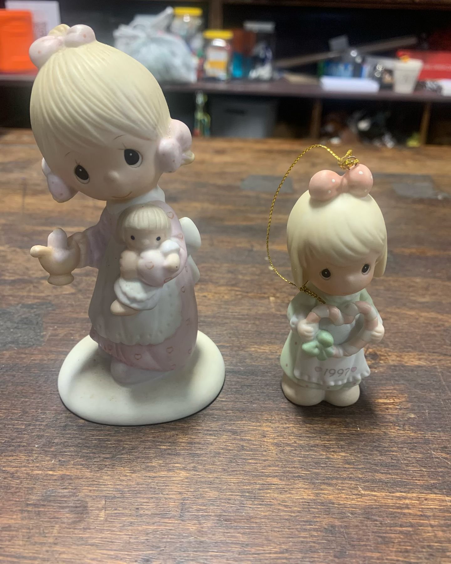 Hi Upcycle family! David and Sharon in the shop today making it cozy on a cloudy day. Perfect time and day to come on in and see what&rsquo;s new, what&rsquo;s calling out to you! Also guess what we&rsquo;re got! A beautiful big bin of precious momen