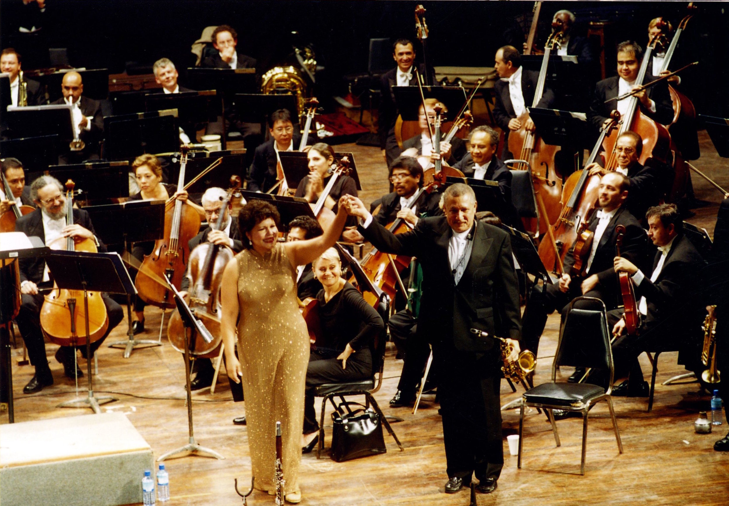 Paquito with wife and singer Brenda Feliciano