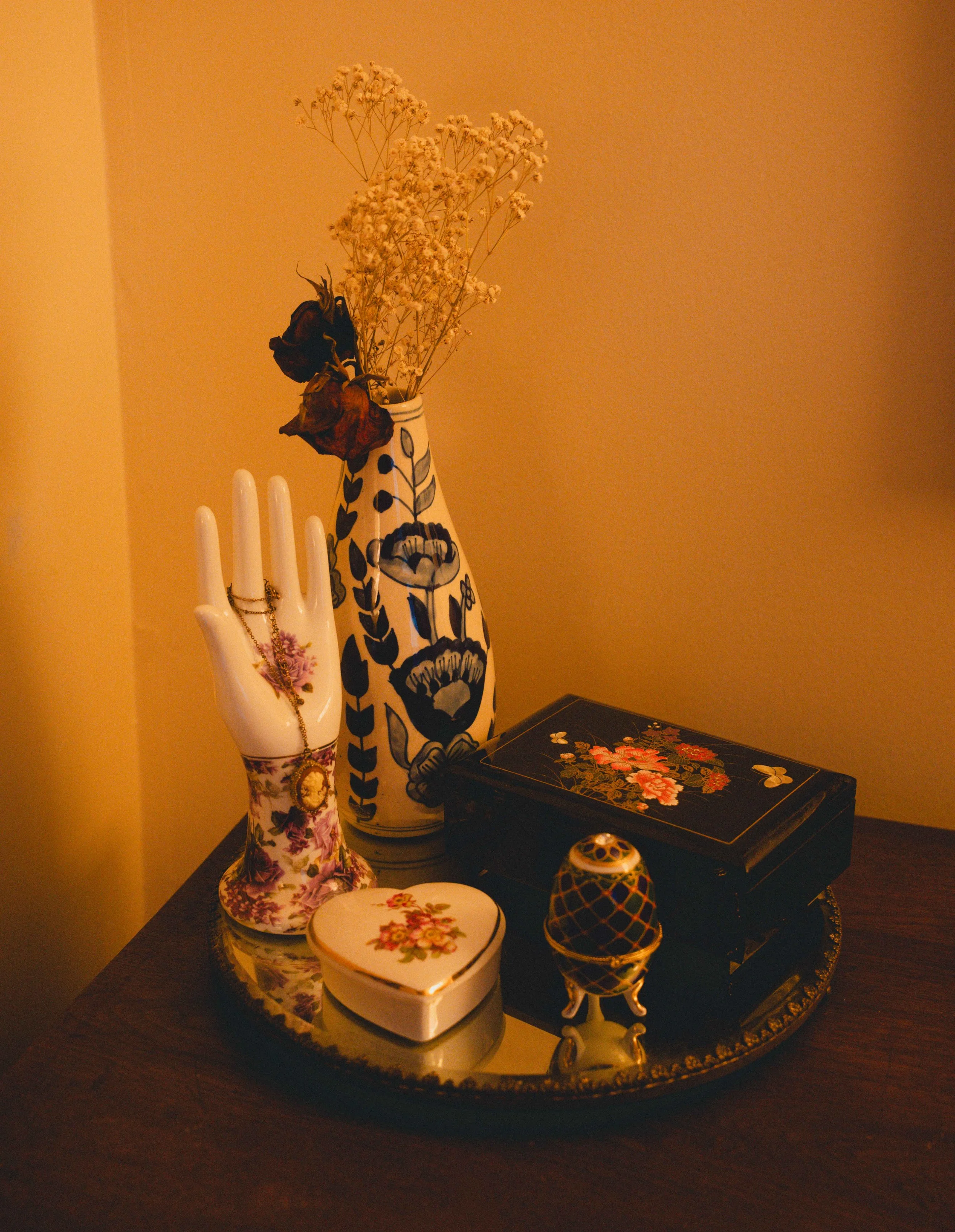 Halle_at_Home_Website_17_WillCrooks.jpg