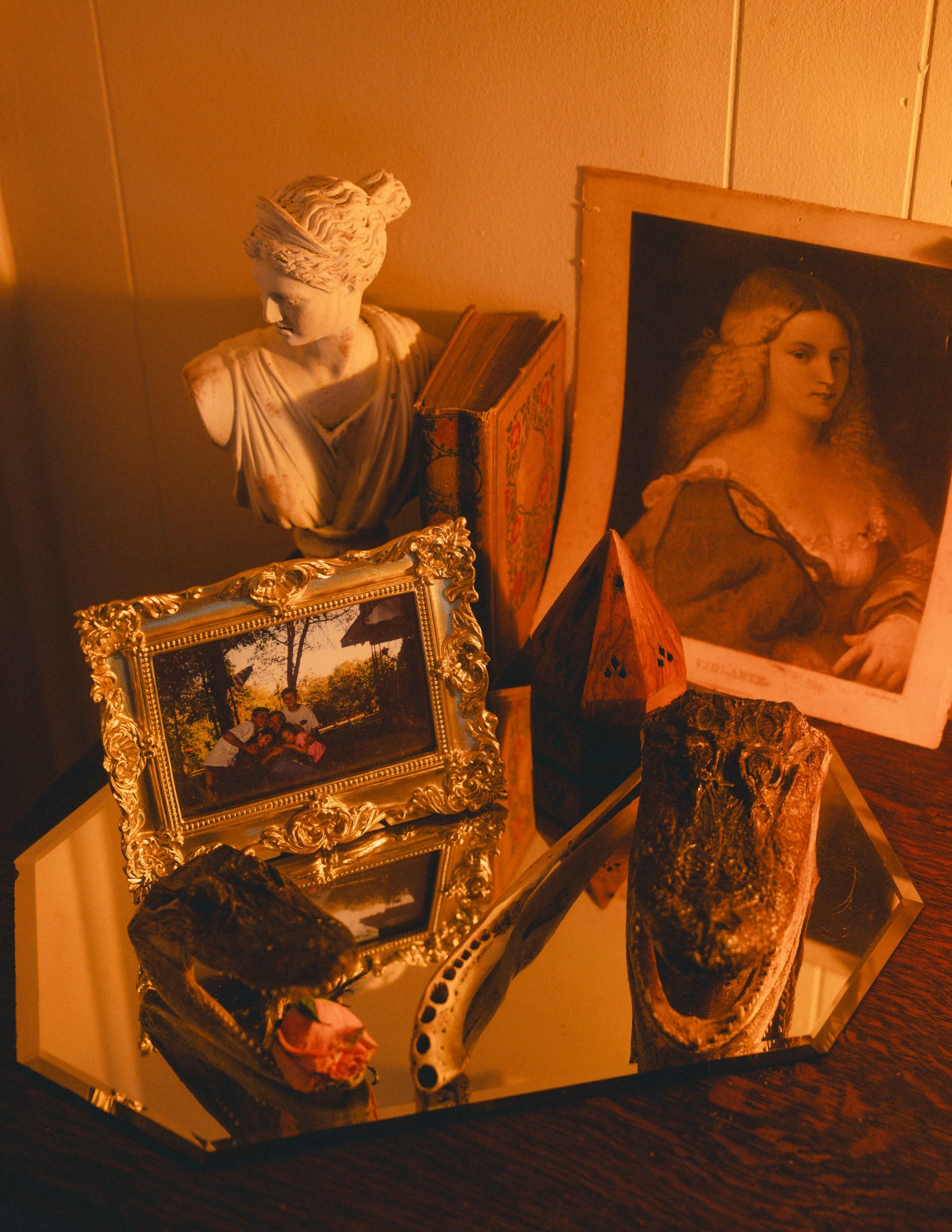 Halle_at_Home_Website_16_WillCrooks.jpg