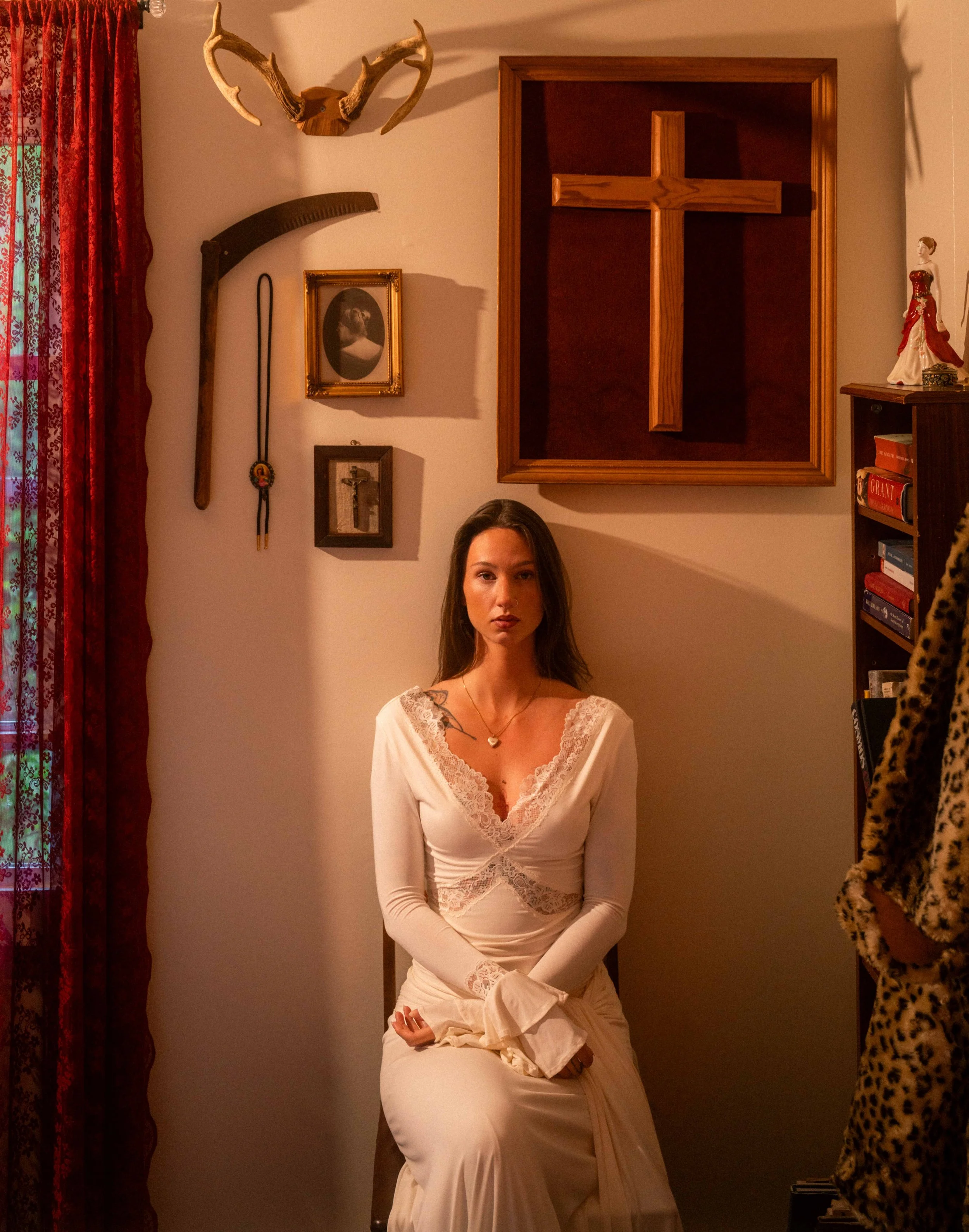 Halle_at_Home_Website_13_WillCrooks.jpg