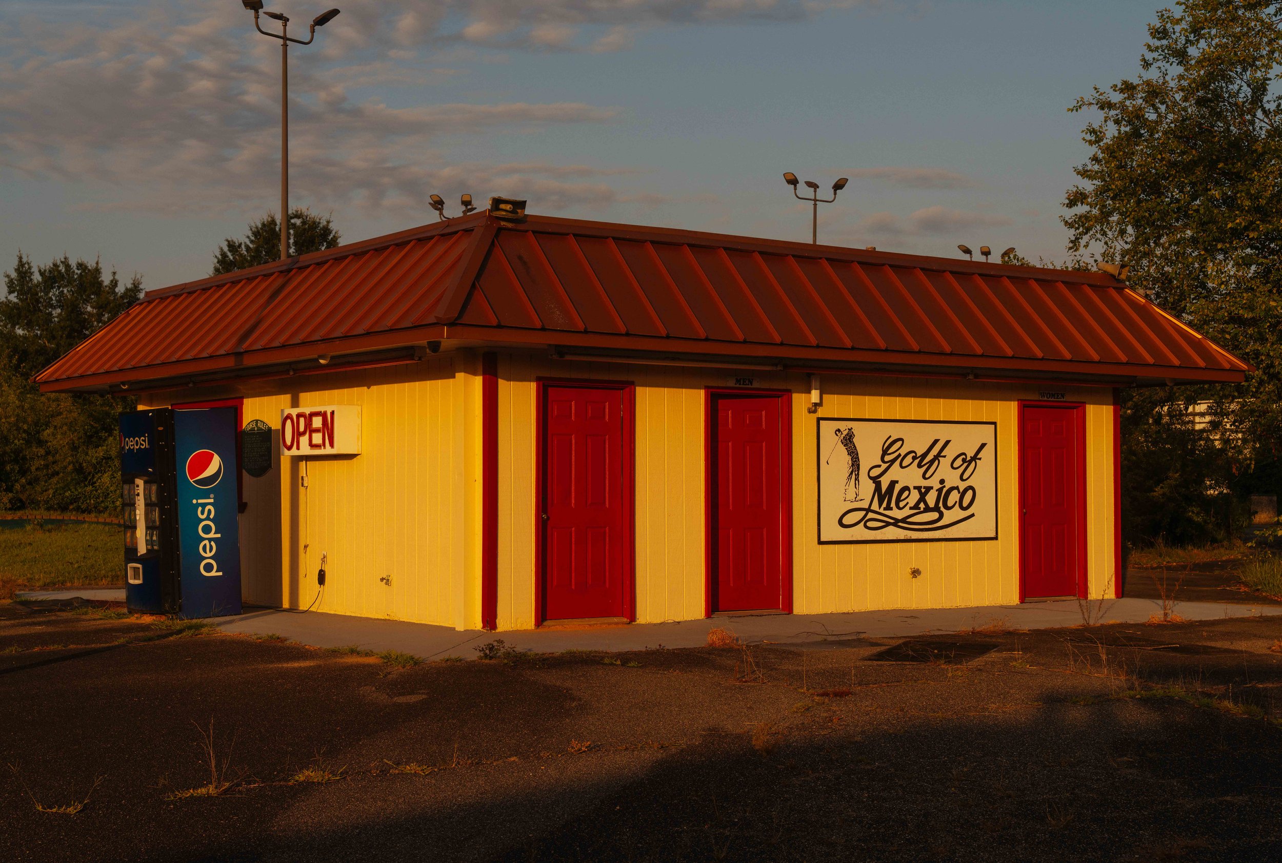 South_of_the_Border_SC_NYT_18_WillCrooks.jpg