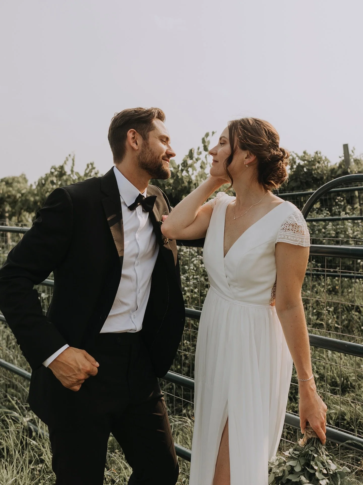 M + V 💍💍
.
.
.
.
.
.
#montrealwedding #montrealphotographer #quebecwedding #engagementshoot #montrealweddingphotographer #loveislove #weddingphotography #weddingphoto #makemoments #vscocam #wedding #canon #weddingseason #weddingday #couplesportrait