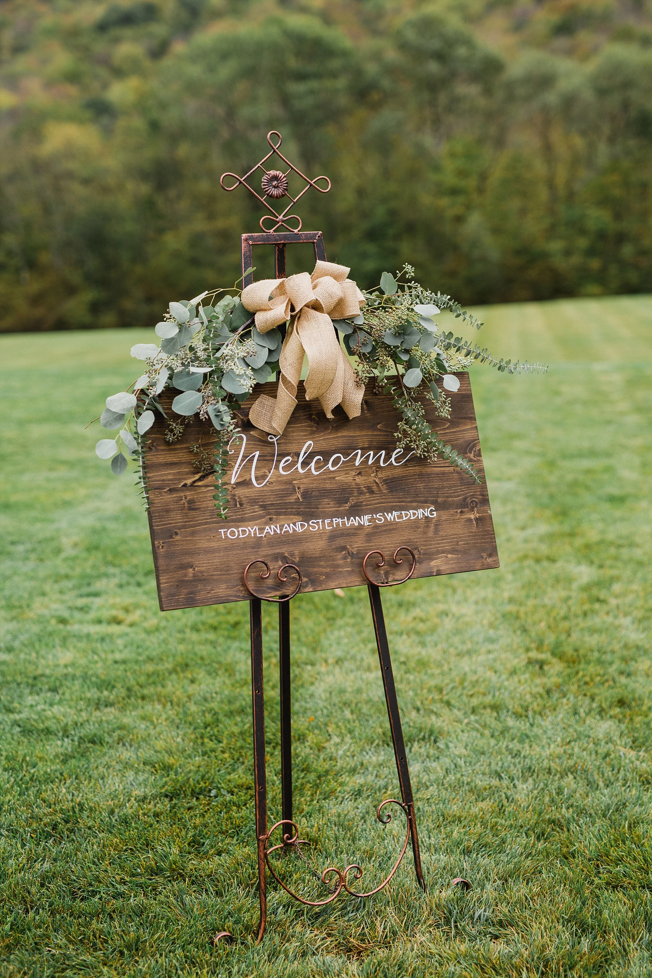 TiffanyJoyce-BloomMeadows-StephDylan-187_WEB.jpg