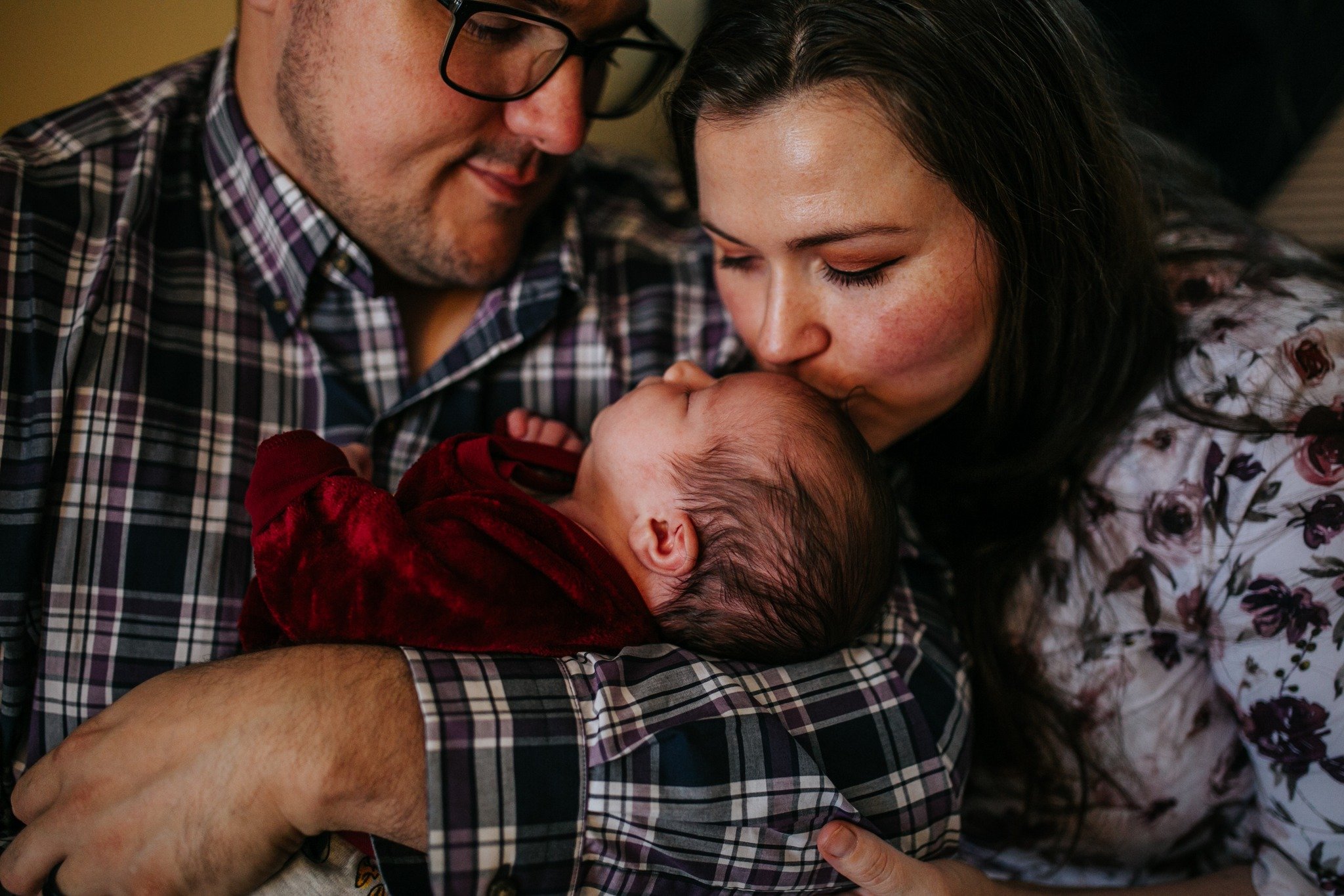 Today was awesome meeting little Rowan. She is so precious and has the best side eye. We made her disgruntled with all the photos but I think we got some great ones :)
.
.
.
#michiganphotographer #portraitphotography #lifestylephotographer #photograp