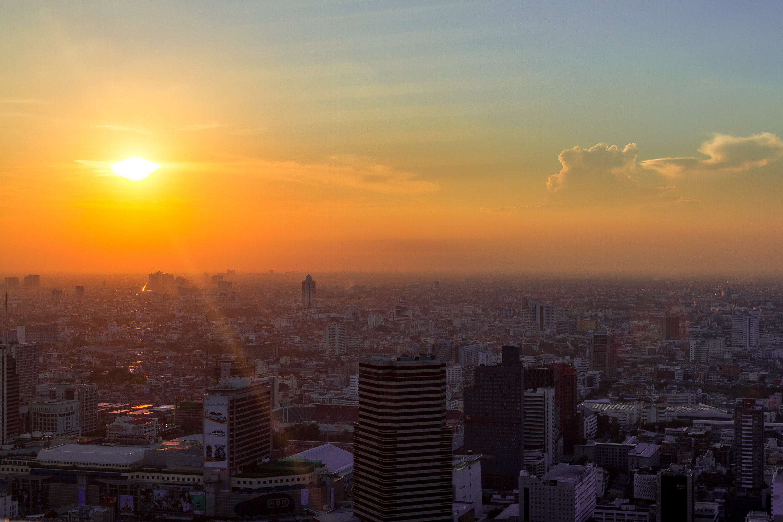 35 mm-20151118-122834-Bangkok Tag 2-HDR.jpg