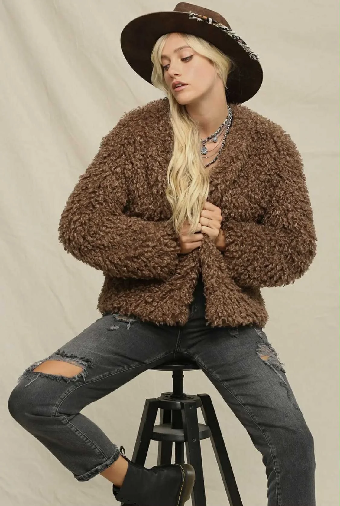 21343cc0-5c31-40fd-a0c3-ce513cbda583.jfif