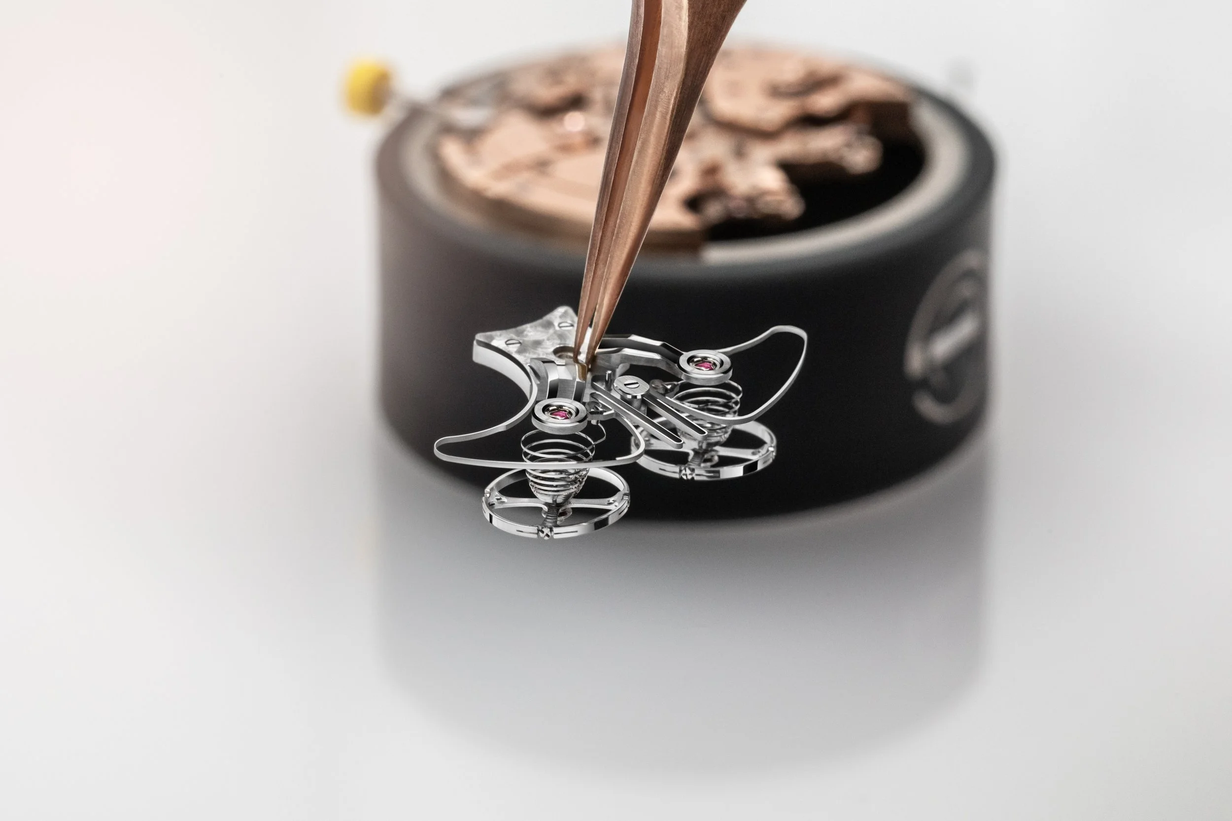 From Theory to Mechanism: Armin Strom’s Approach to Resonance