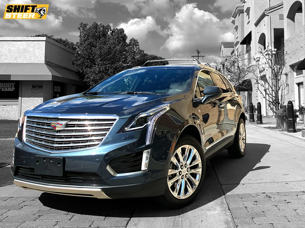 CADILLAC 01.jpg
