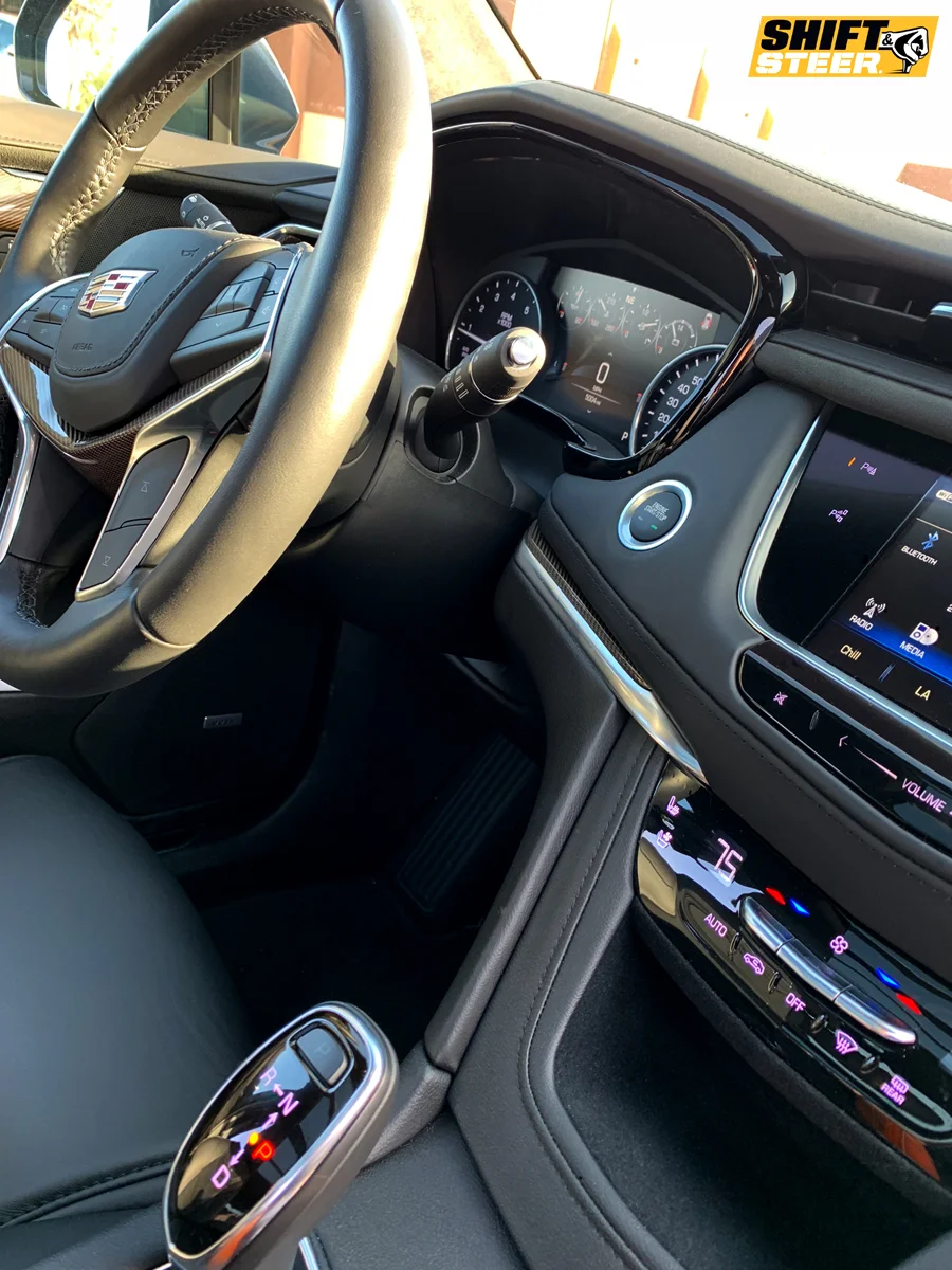 CADILLAC 19.jpg