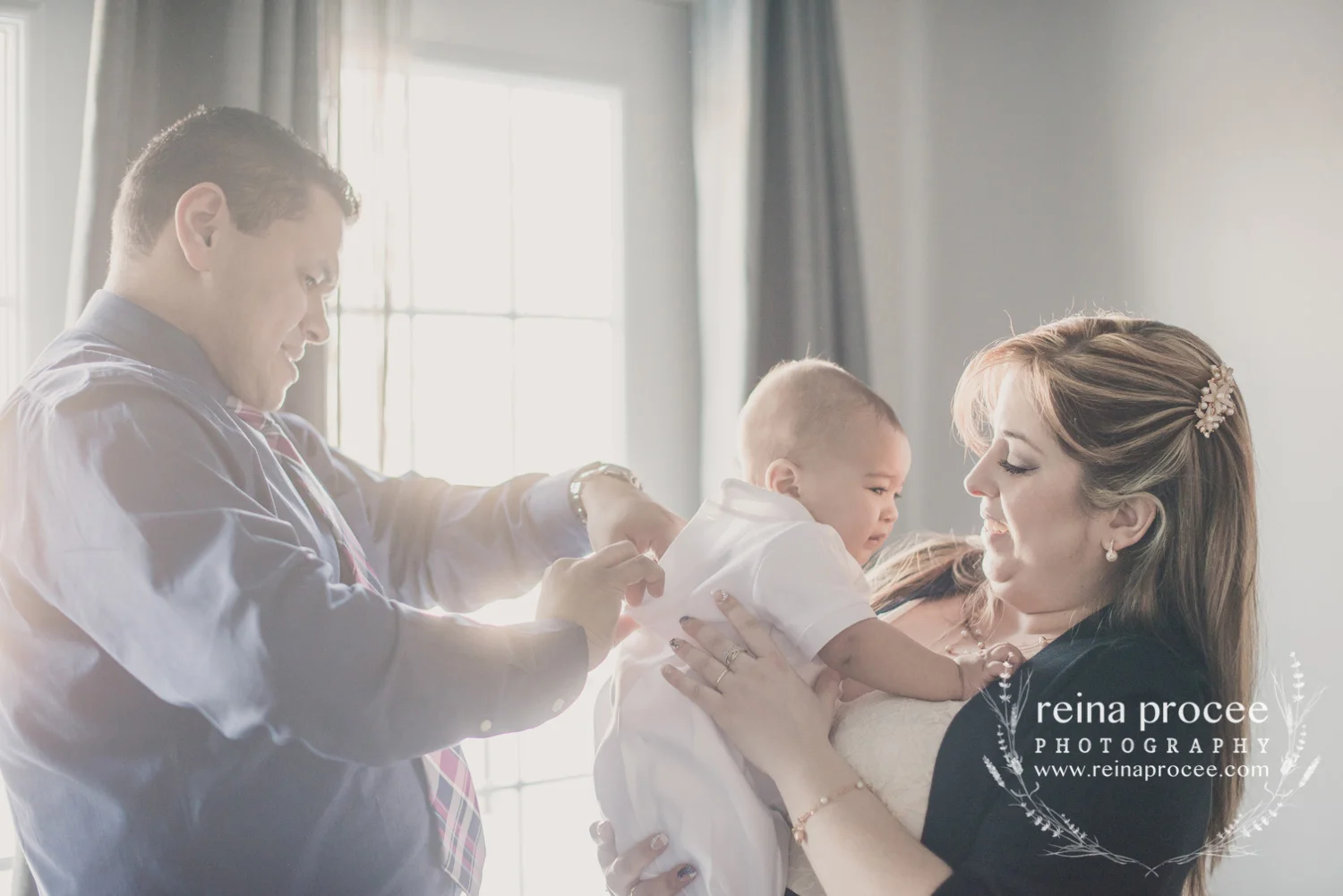 020-baptism-photographer-montreal-family-best-photos-portraits.jpg