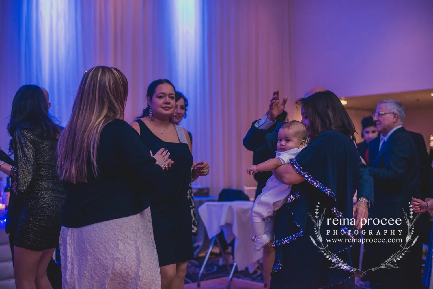 067-baptism-photographer-montreal-family-best-photos-portraits.jpg