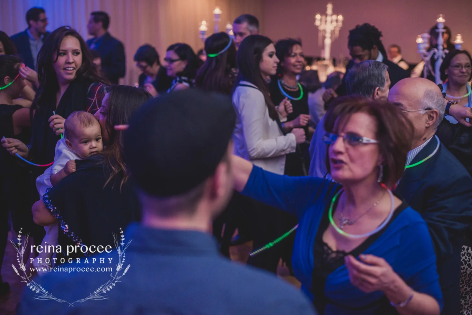 073-baptism-photographer-montreal-family-best-photos-portraits.jpg