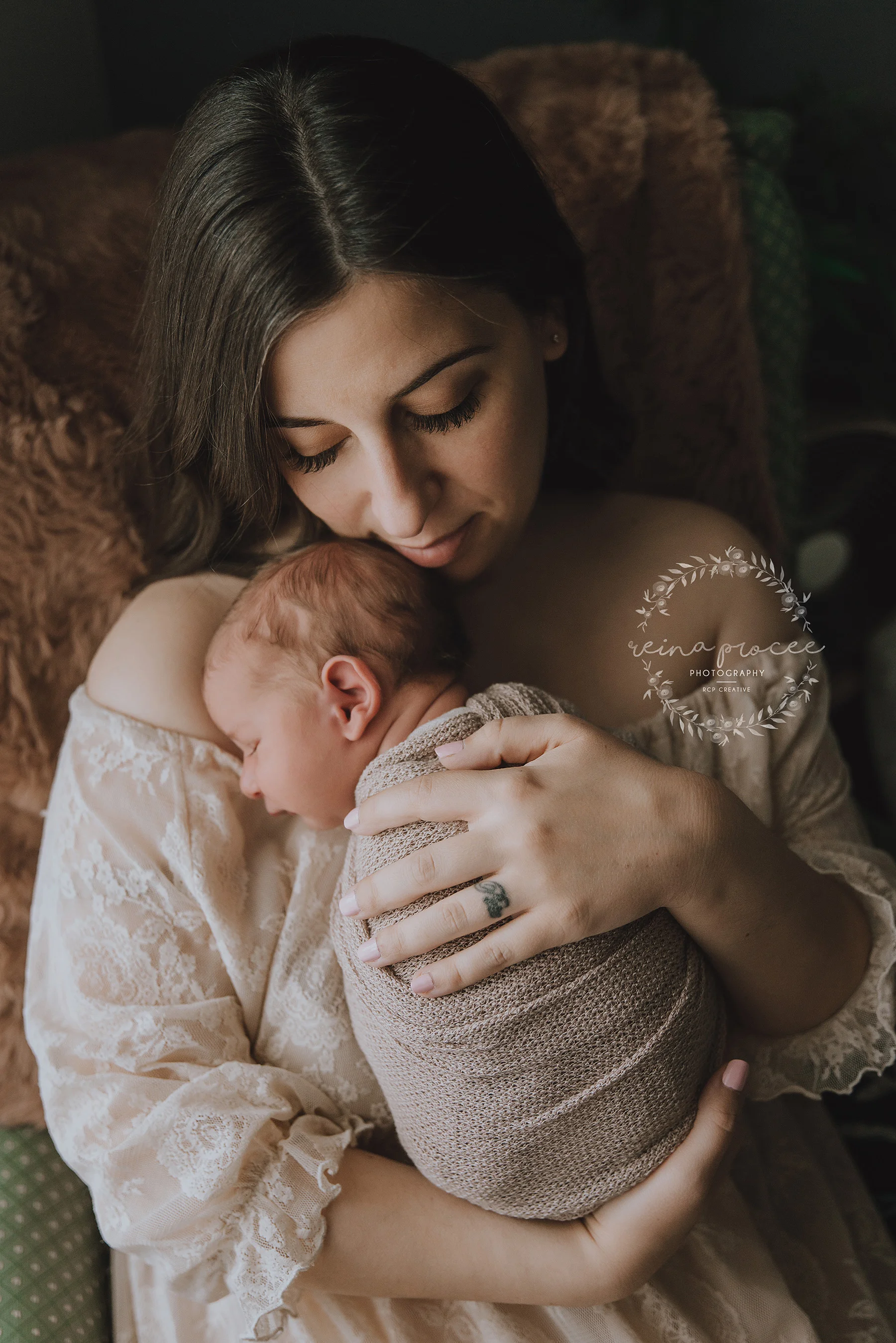 Newborn-Photo-Session-Montreal-12.jpg