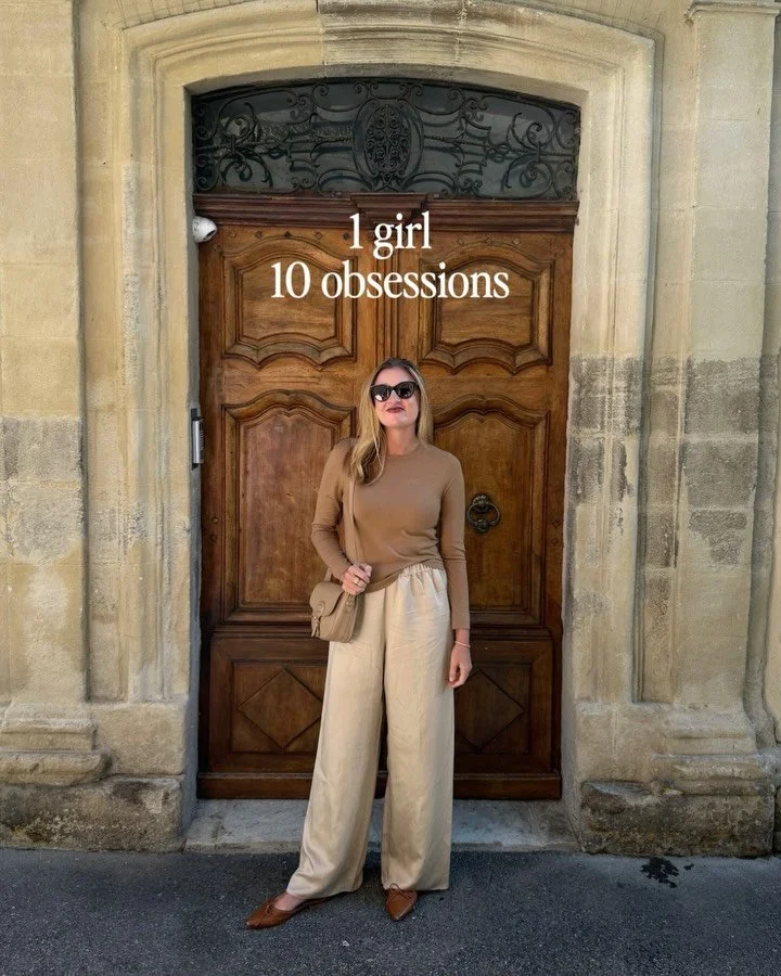 One girl, ten obsessions. ✨
Here are a few of mine:

1. Great hotels (especially the slippers!)
2. Safari&hellip;life-changing!
3. Long walks in English gardens: especially Kensington Gardens. 
4. Peppermint tea: calm in a cup.
5. Golden retrievers: 
