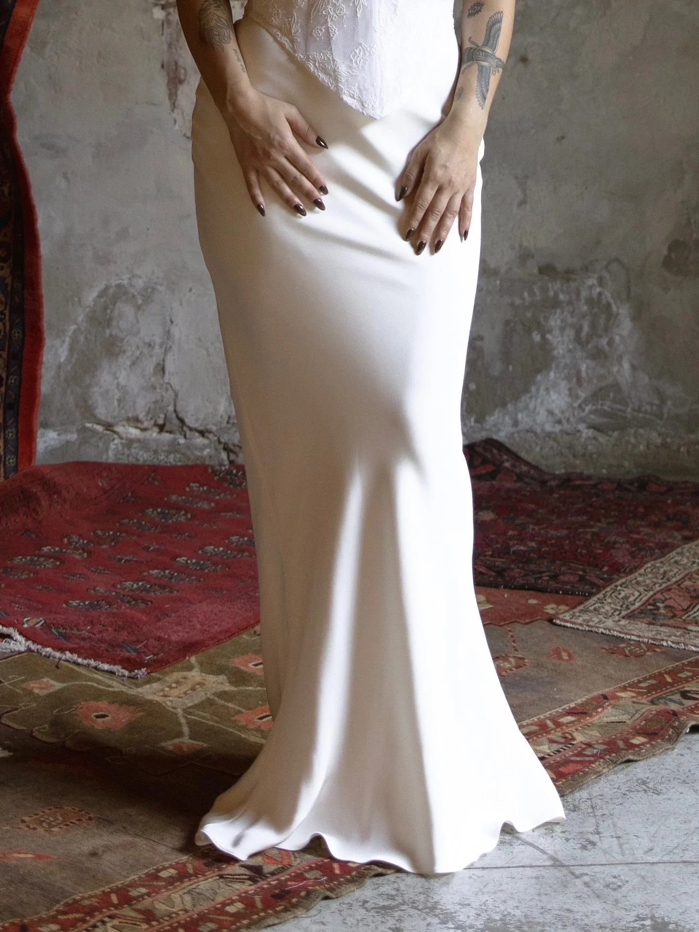 Goli June classics roundup ✨

(In order of appearance)
&bull; FARS SKIRT: high-waisted, column-shaped, bias cut skirt with a soft, subtle train - 100% silk crepe
&bull; ADLER SET: a structured, modified basque-waist corset, with a soft scoop neckline