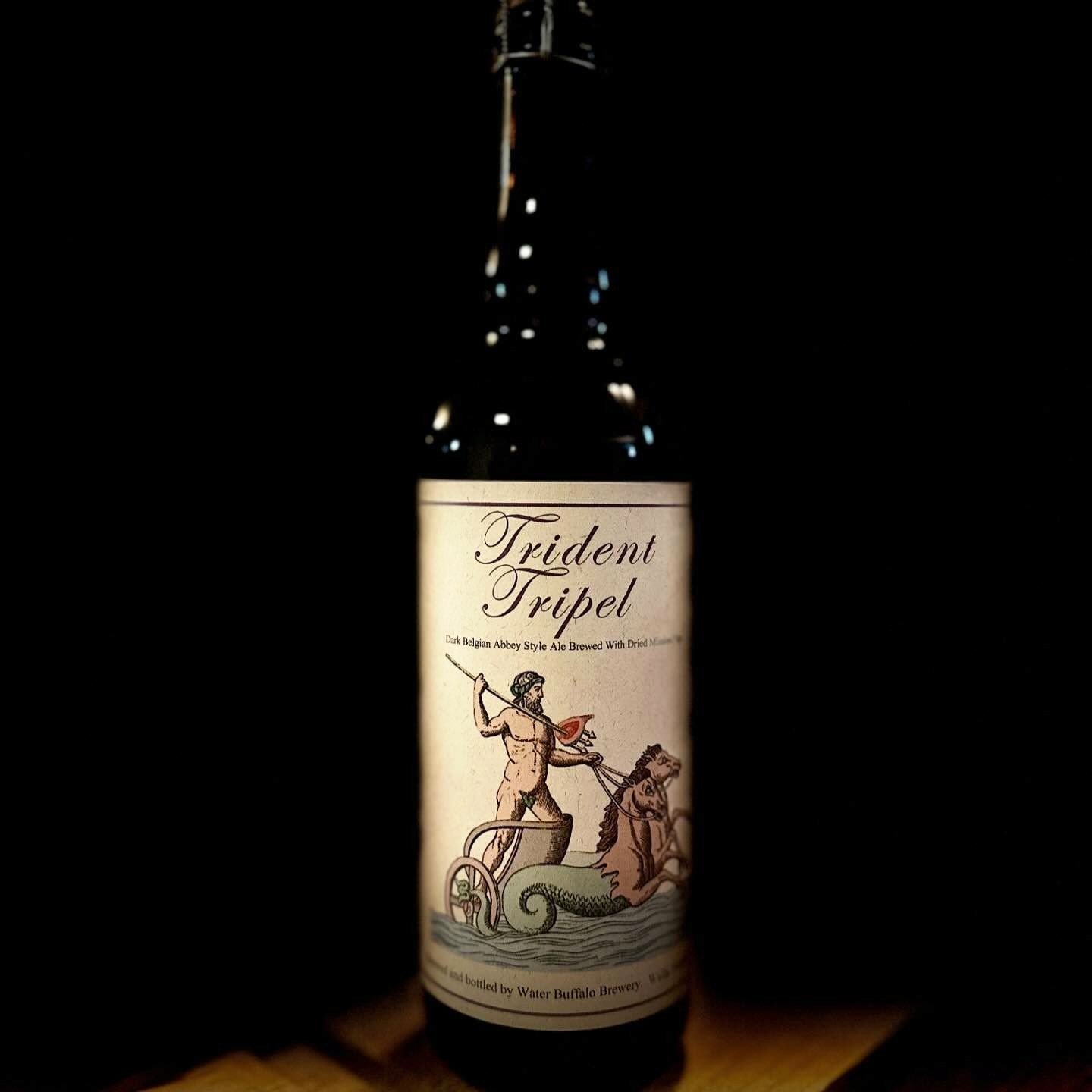 Are you in Walla Walla this weekend for Spring Release? Do you enjoy tasty beer, too?? Right on!!! Pay a visit to @waterbuffalobrewery on Saturday at this year's first outdoor downtown farmers market and grab some of these beautiful Trident Tripels ?