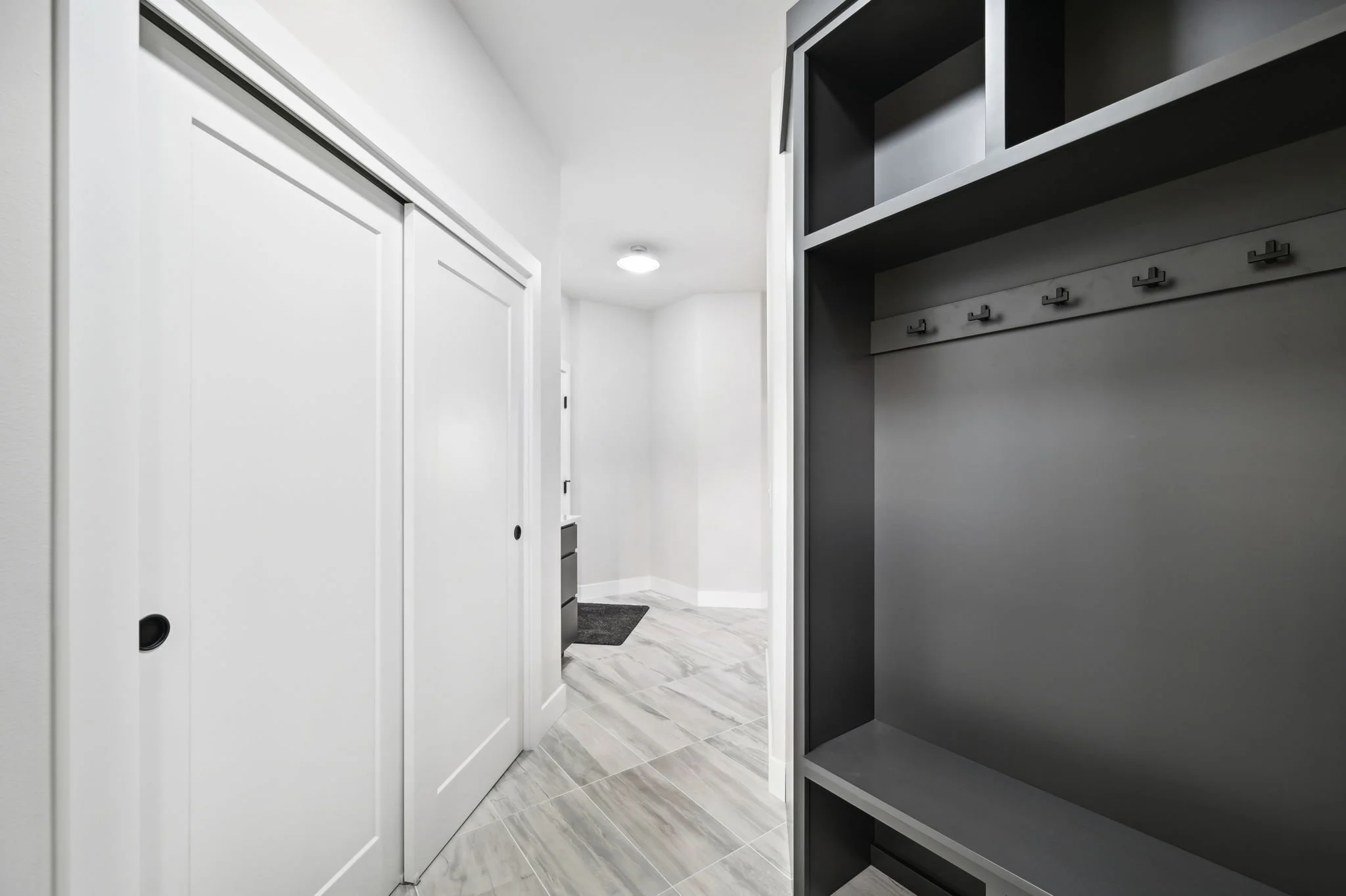 41-web-or-mls-Welcome Dr-041.jpg