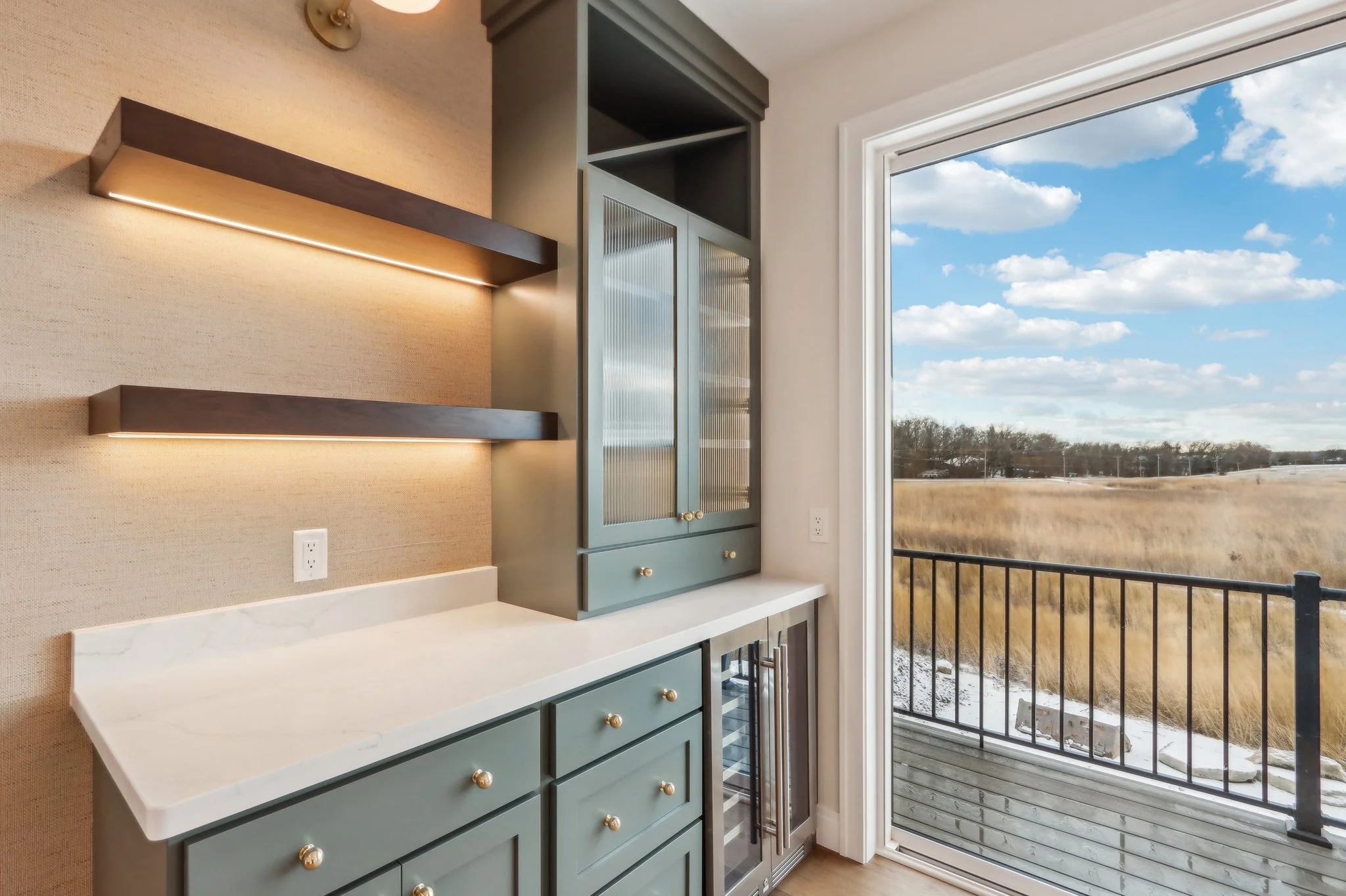 13-web-or-mls-Prairie Water Ct-011.jpg