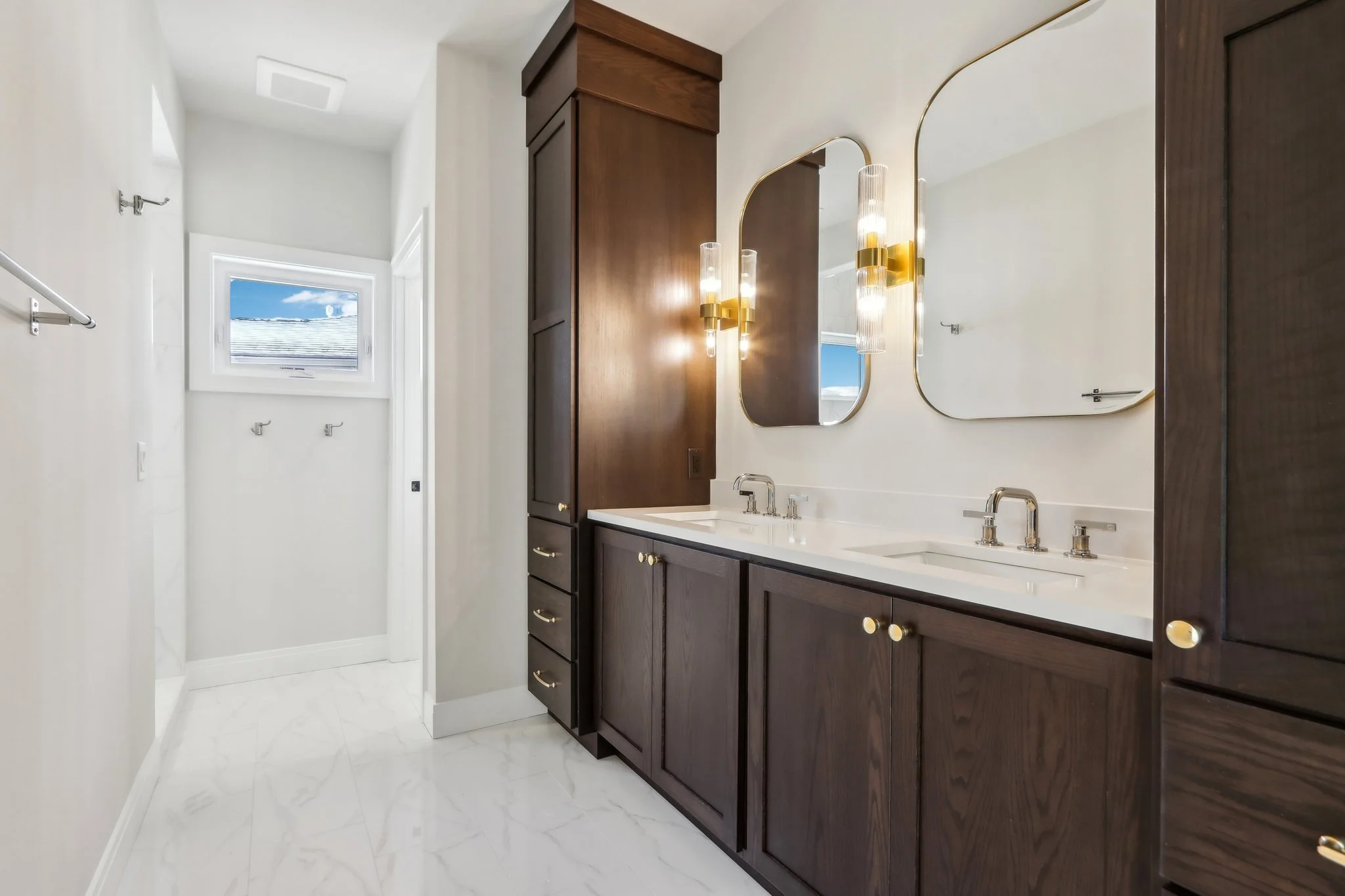 40-web-or-mls-Prairie Water Ct-038.jpg