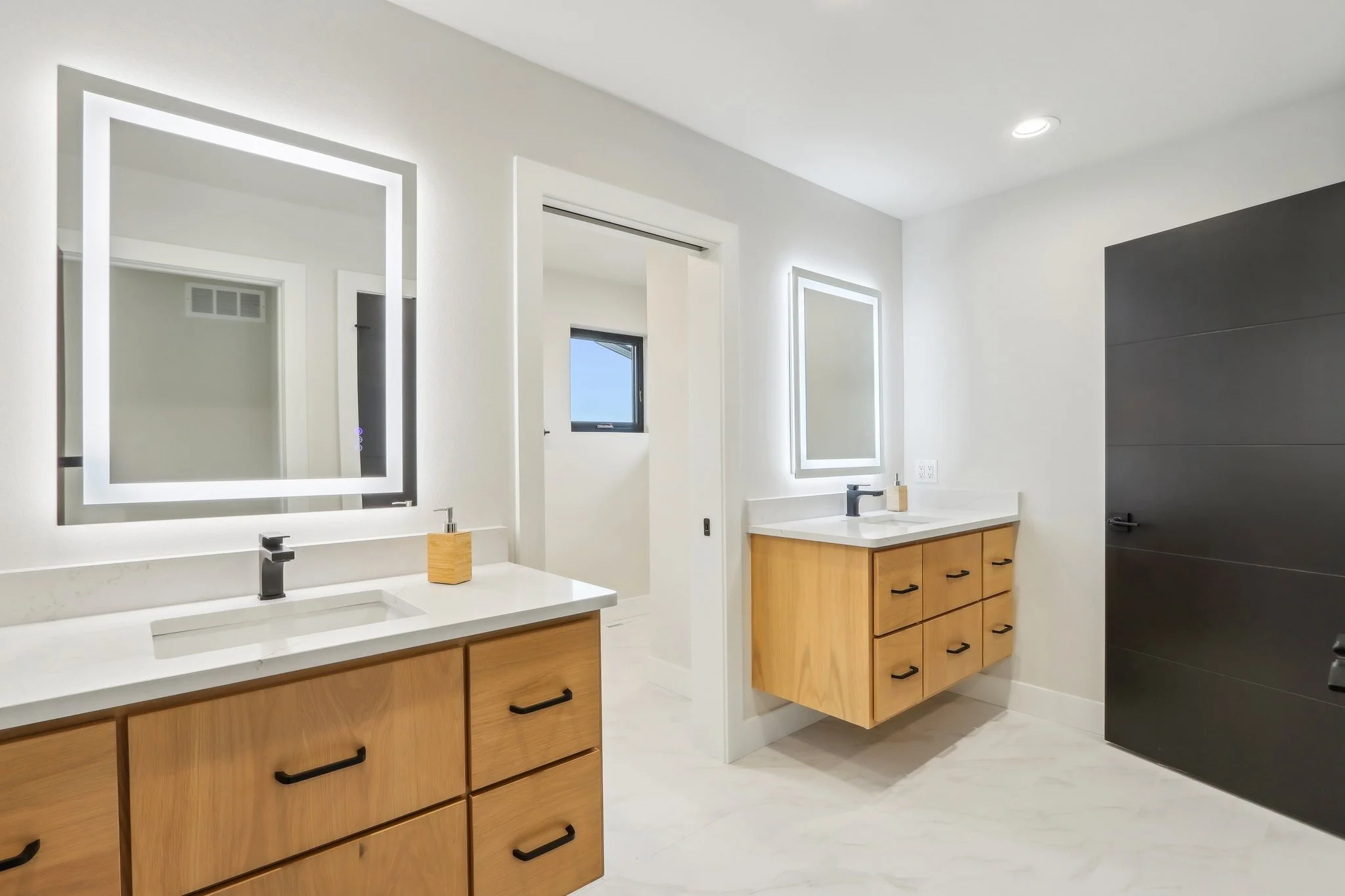 29-web-or-mls-Raleigh Rd-2205-029.jpg