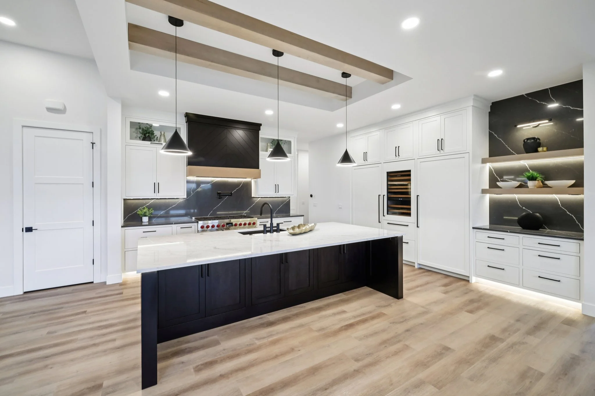 40-web-or-mls-Prairie Hill Dr-L1710-040.jpg