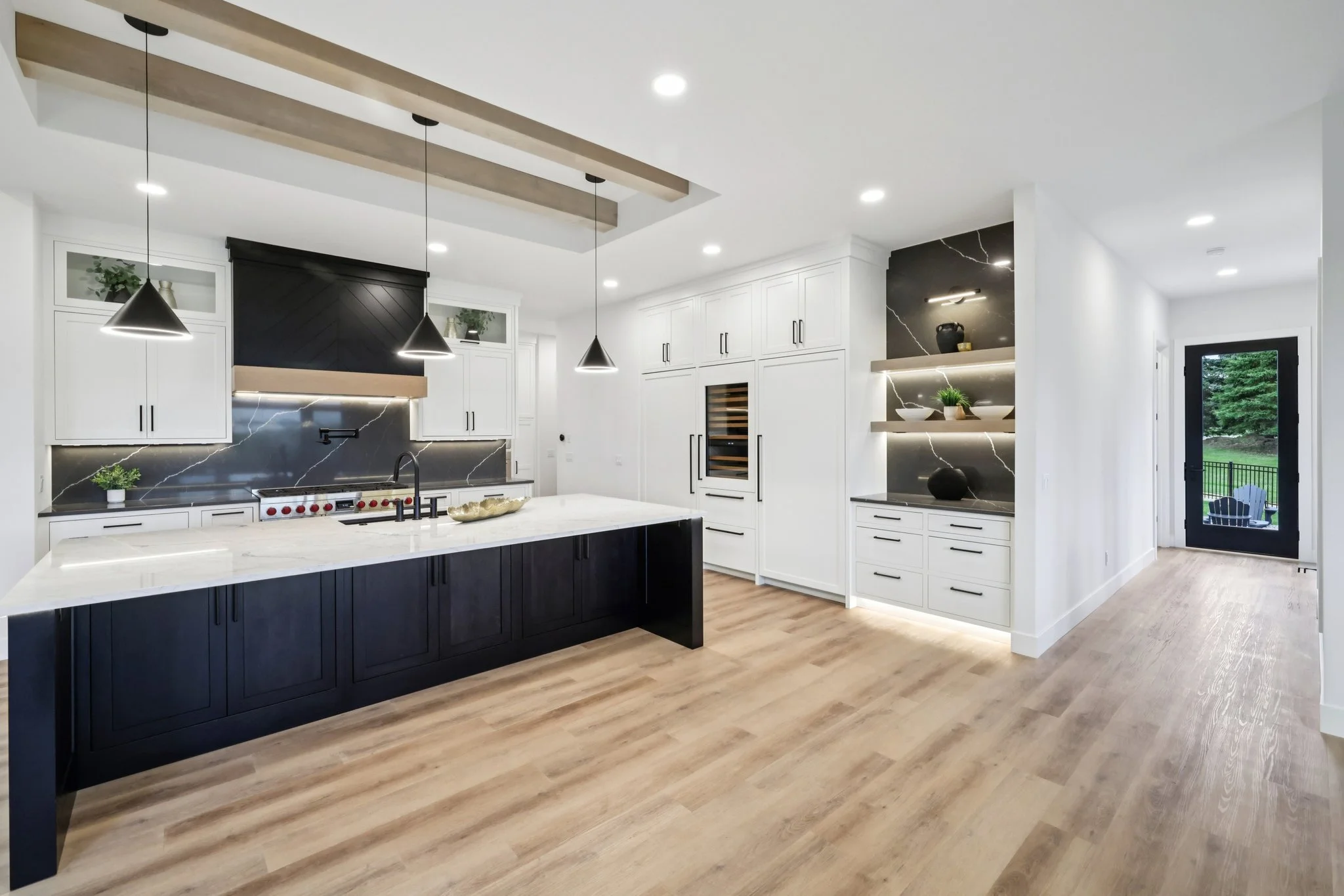 44-web-or-mls-Prairie Hill Dr-L1710-044.jpg