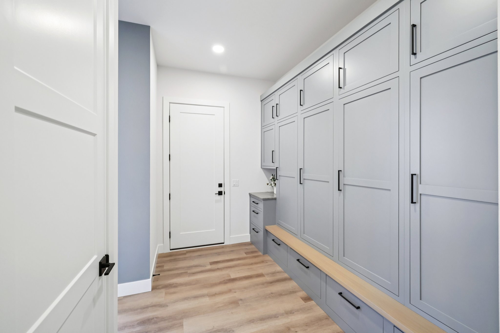 48-web-or-mls-Prairie Hill Dr-L1710-048.jpg