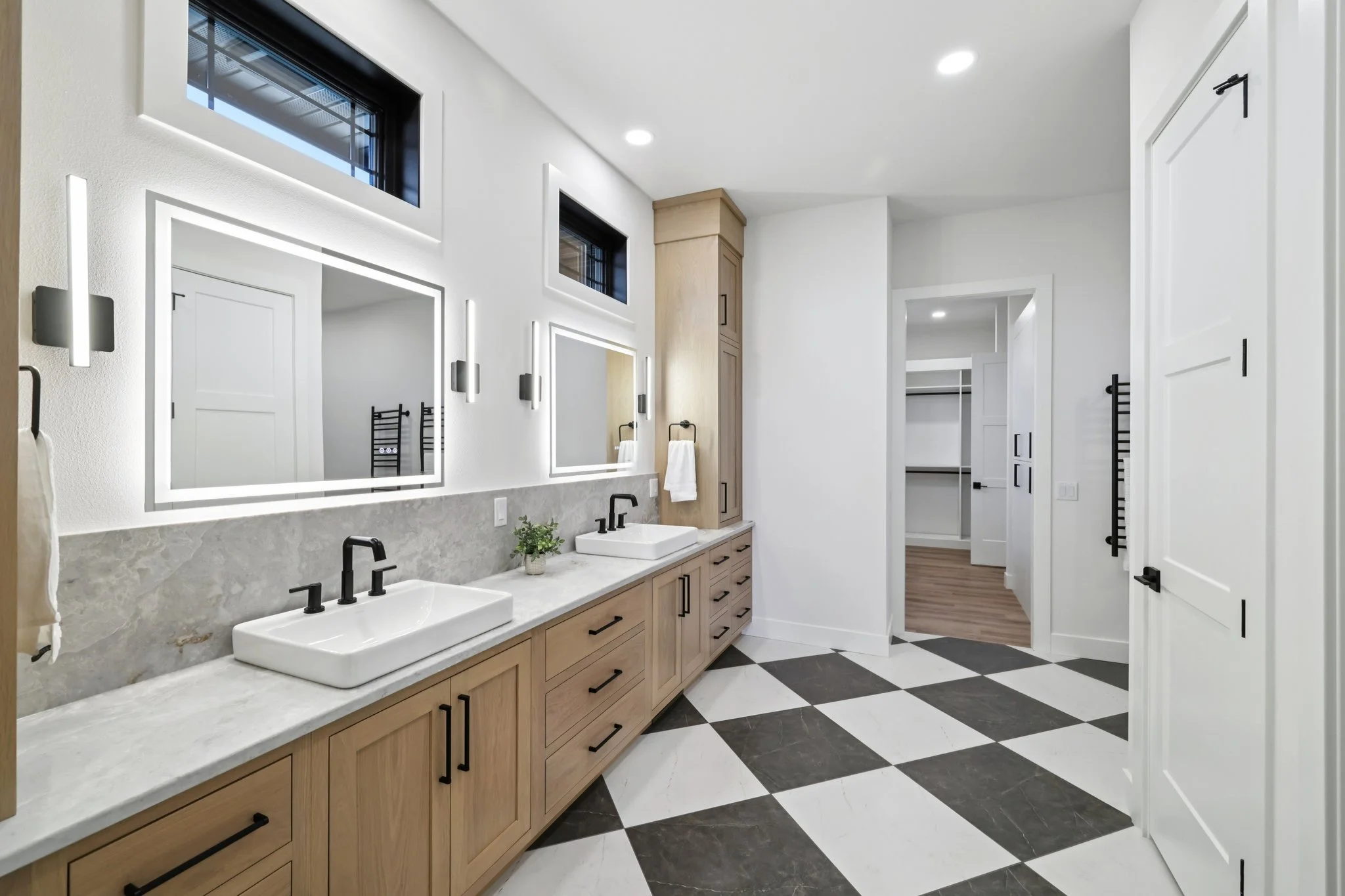 60-web-or-mls-Prairie Hill Dr-L1710-060.jpg
