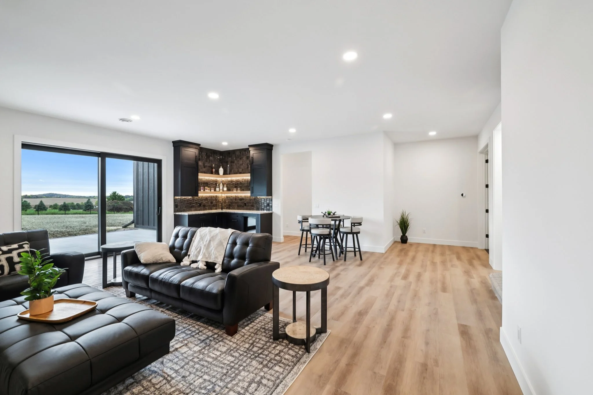 80-web-or-mls-Prairie Hill Dr-L1710-080.jpg