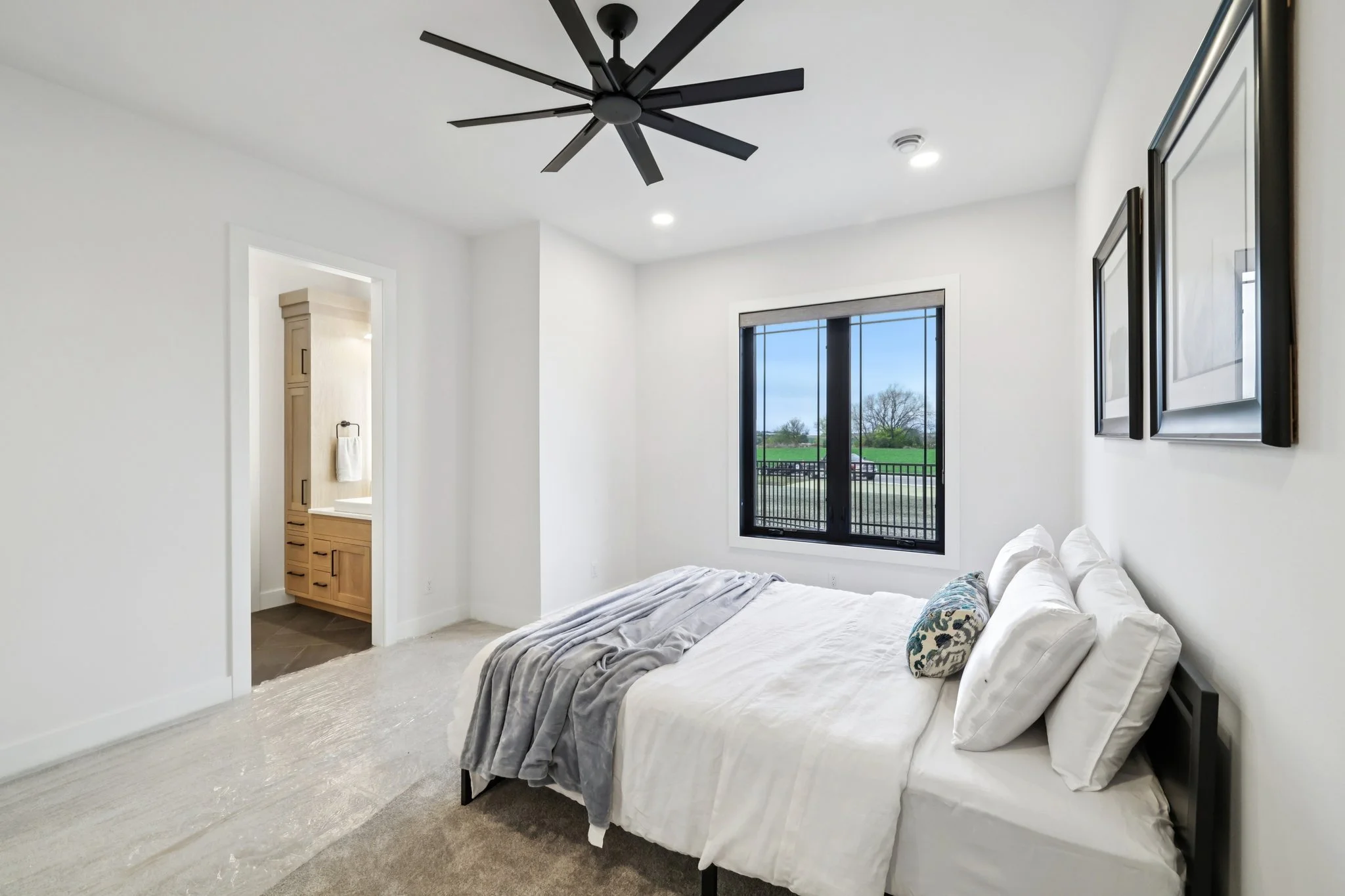 84-web-or-mls-Prairie Hill Dr-L1710-084.jpg
