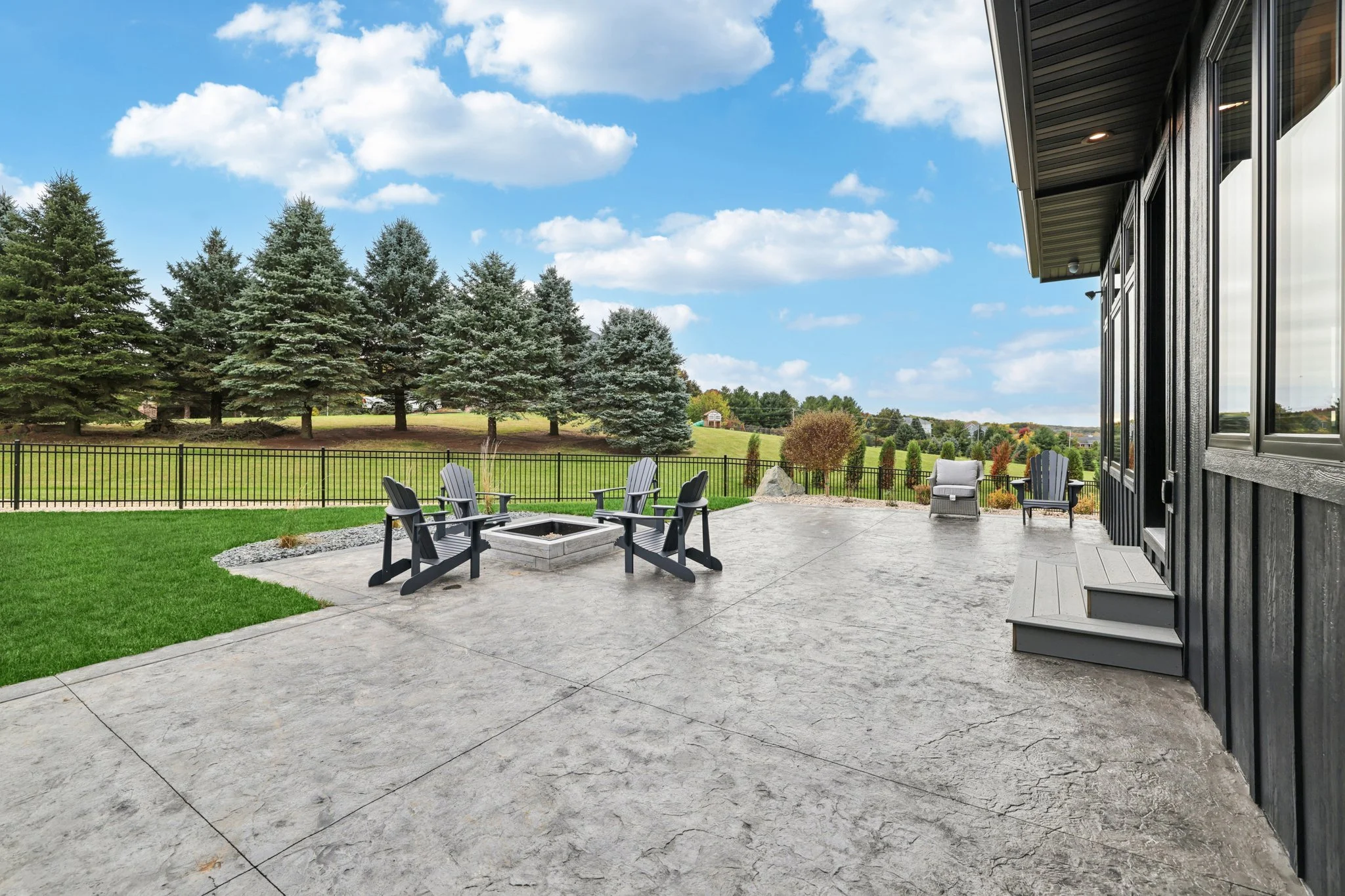 113-web-or-mls-Prairie Hill Dr-L1710-113.jpg